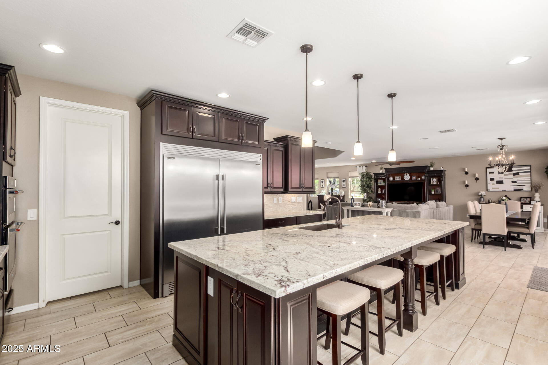 1459 W SEA FOG Drive