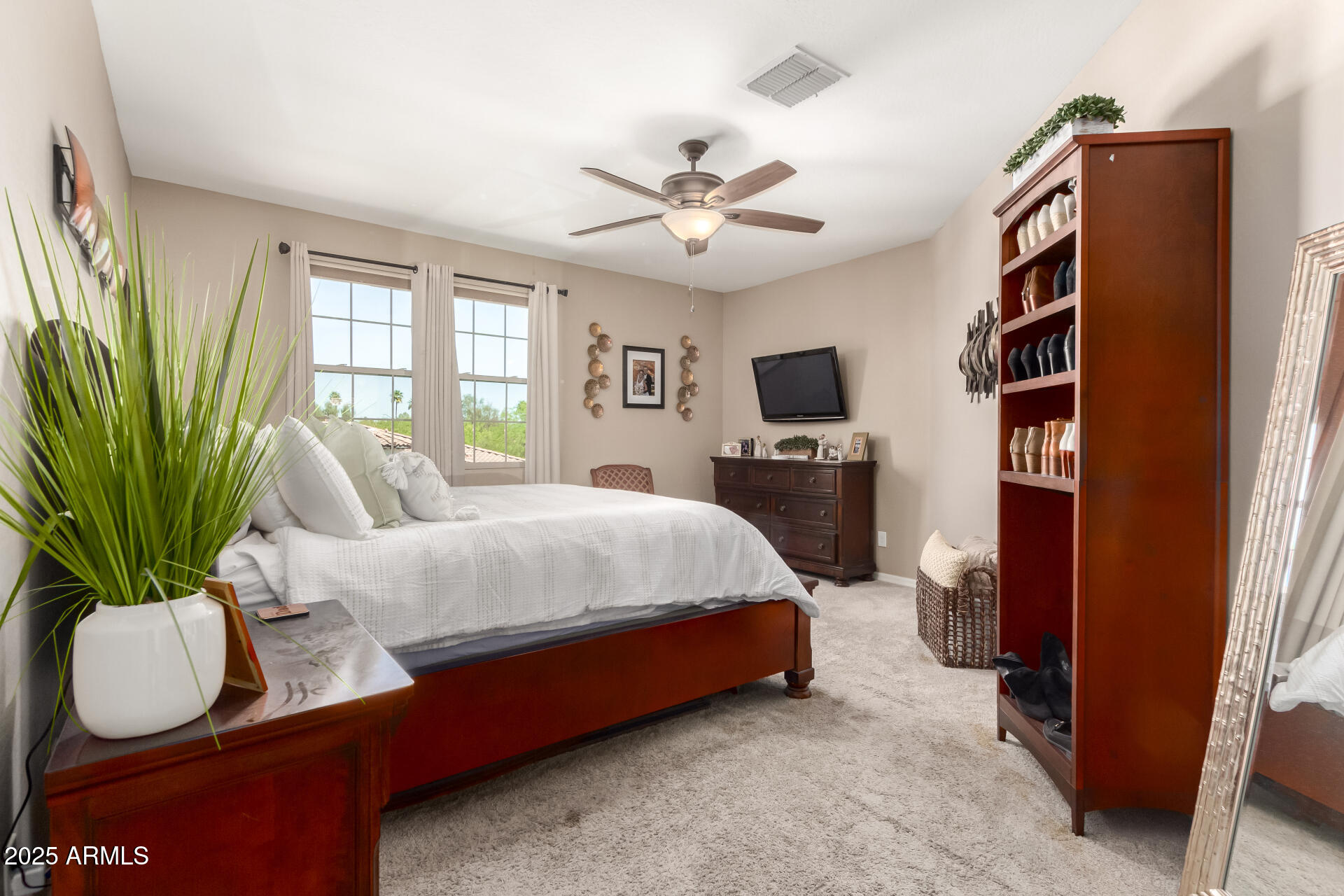 1459 W SEA FOG Drive
