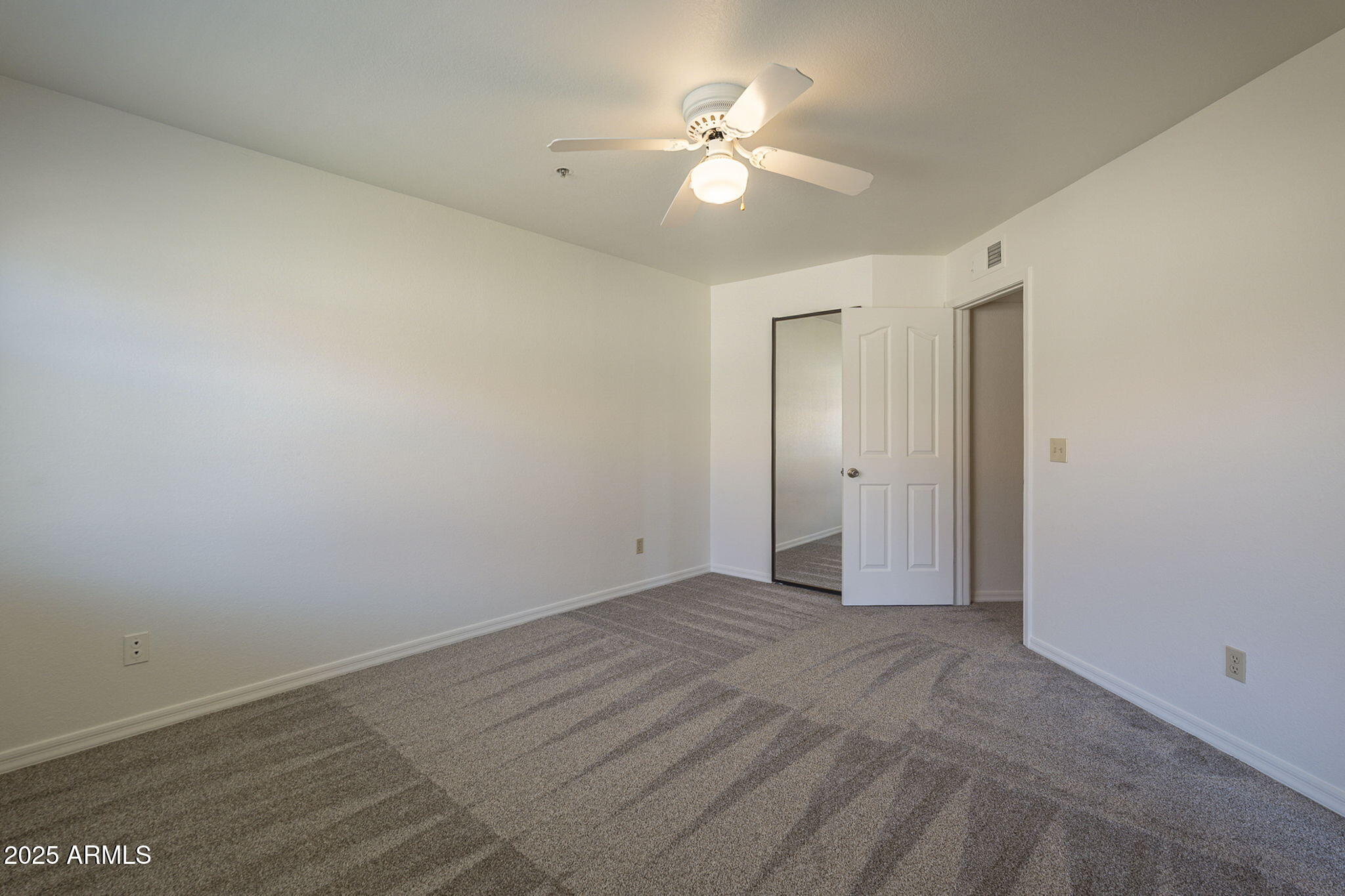 5104 N 32ND Street, 443