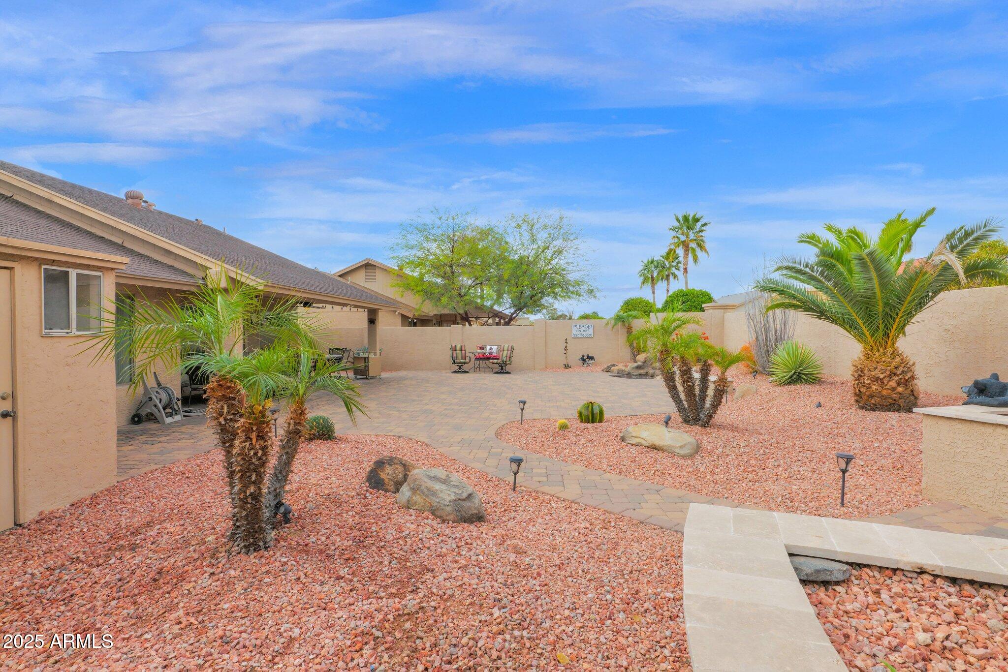 9740 W ROCKWOOD Drive