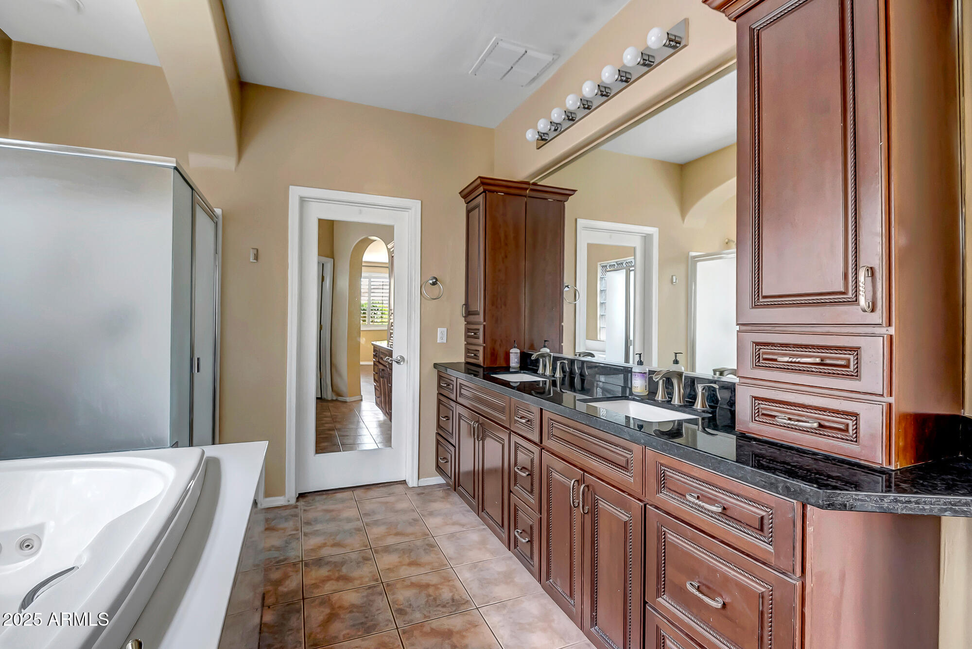 3054 W EAGLE CLAW Drive