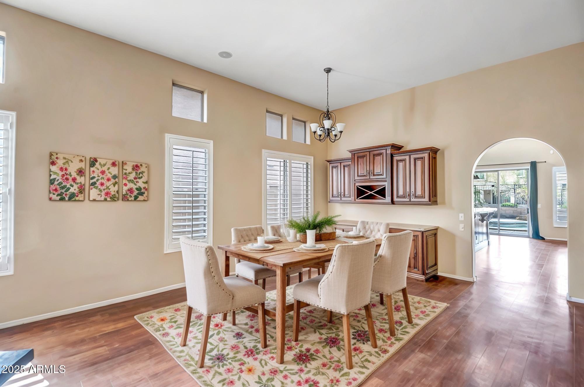 3054 W EAGLE CLAW Drive