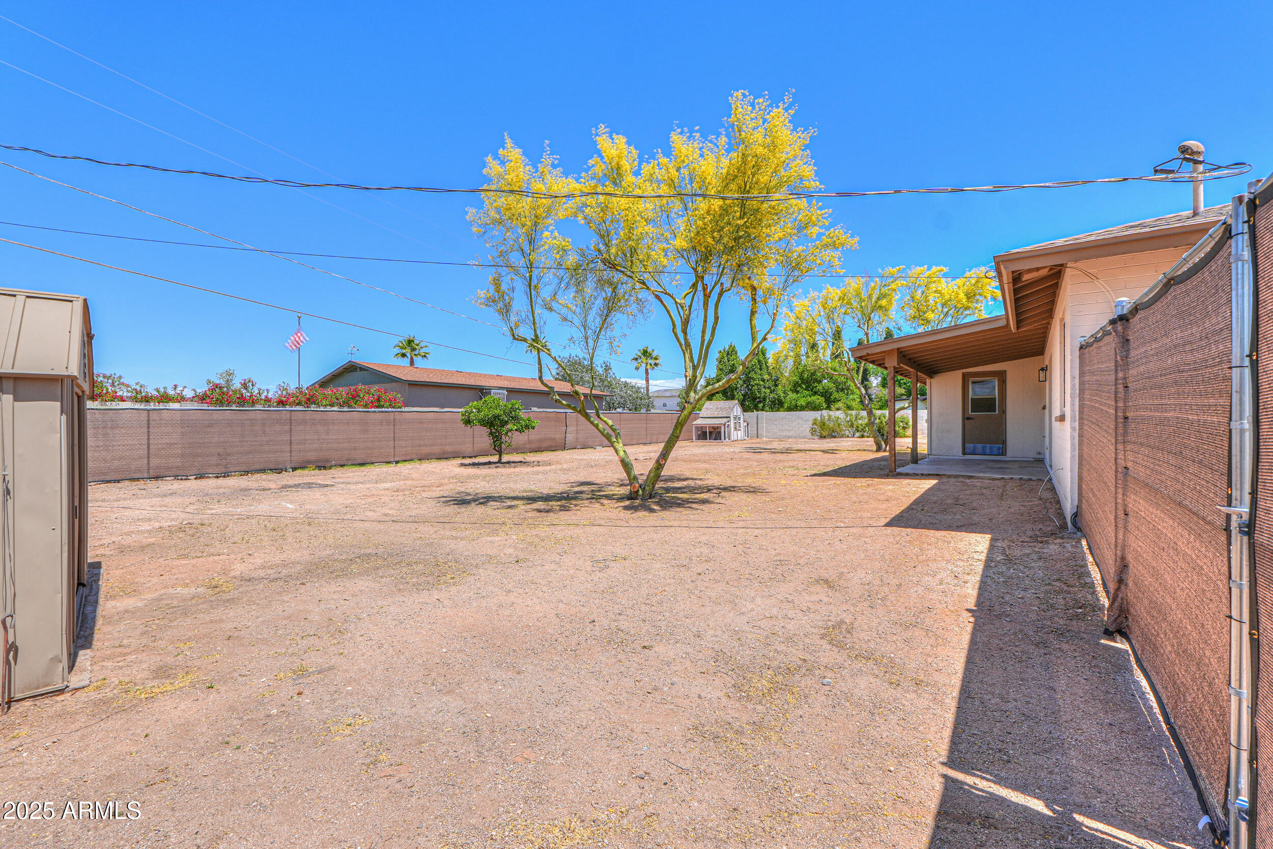 6502 E RUSTIC Drive