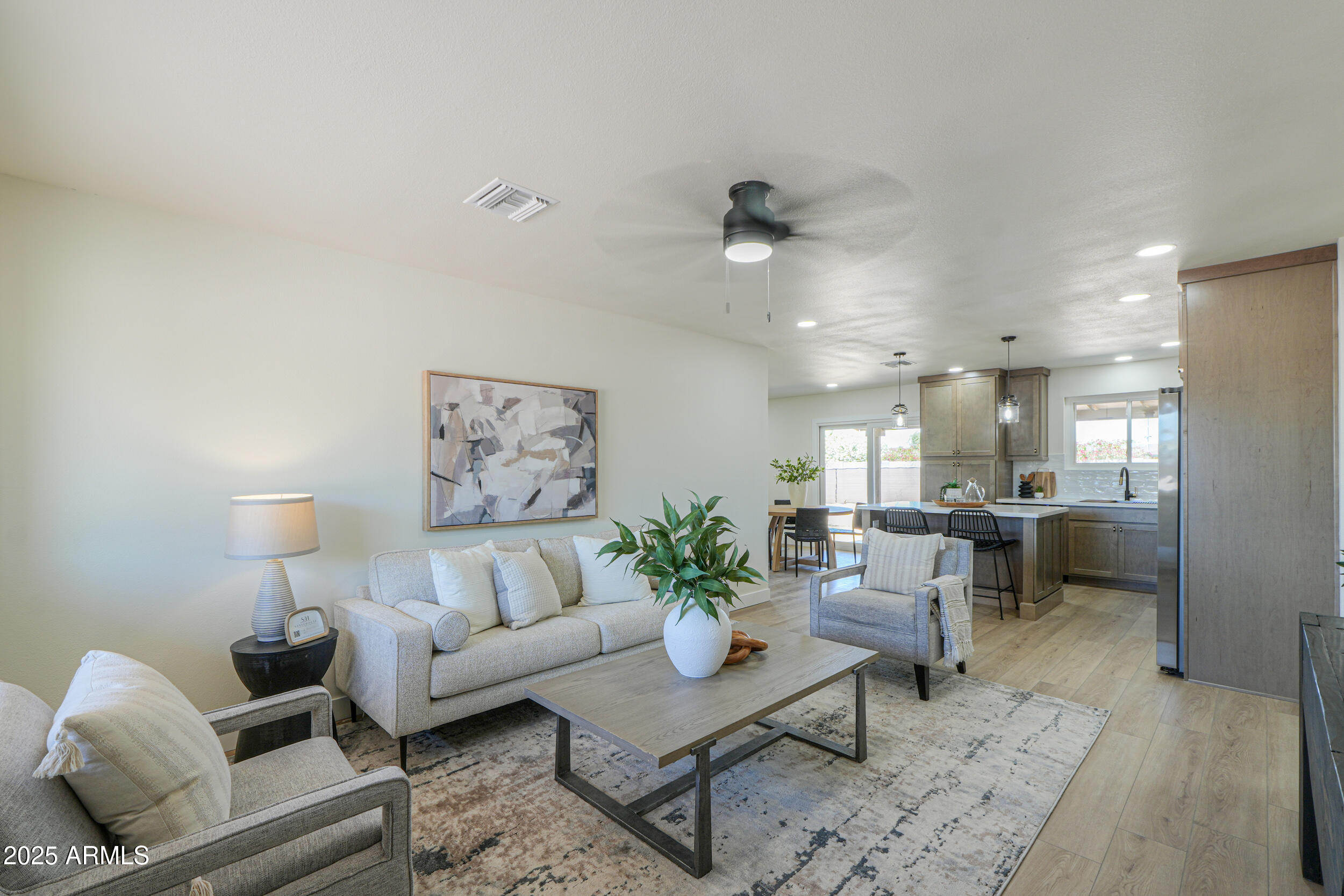 6502 E RUSTIC Drive
