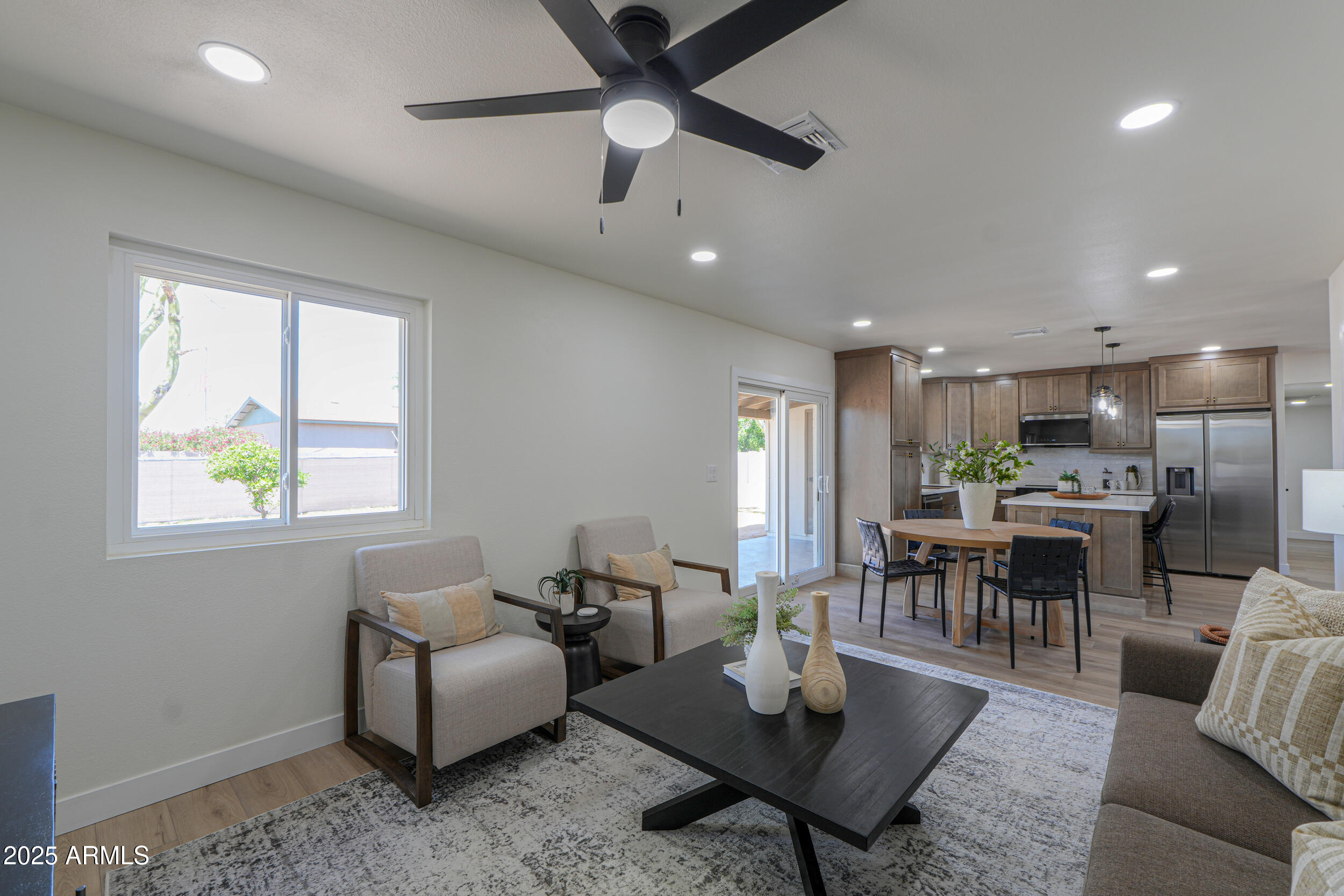 6502 E RUSTIC Drive