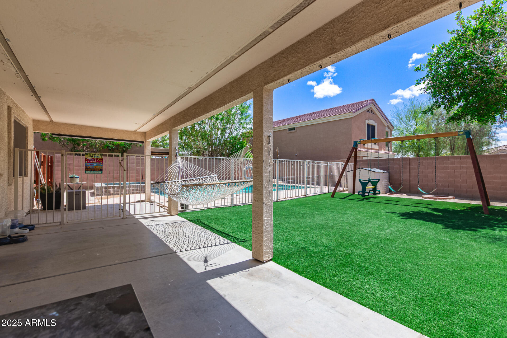 23119 W PAPAGO Street