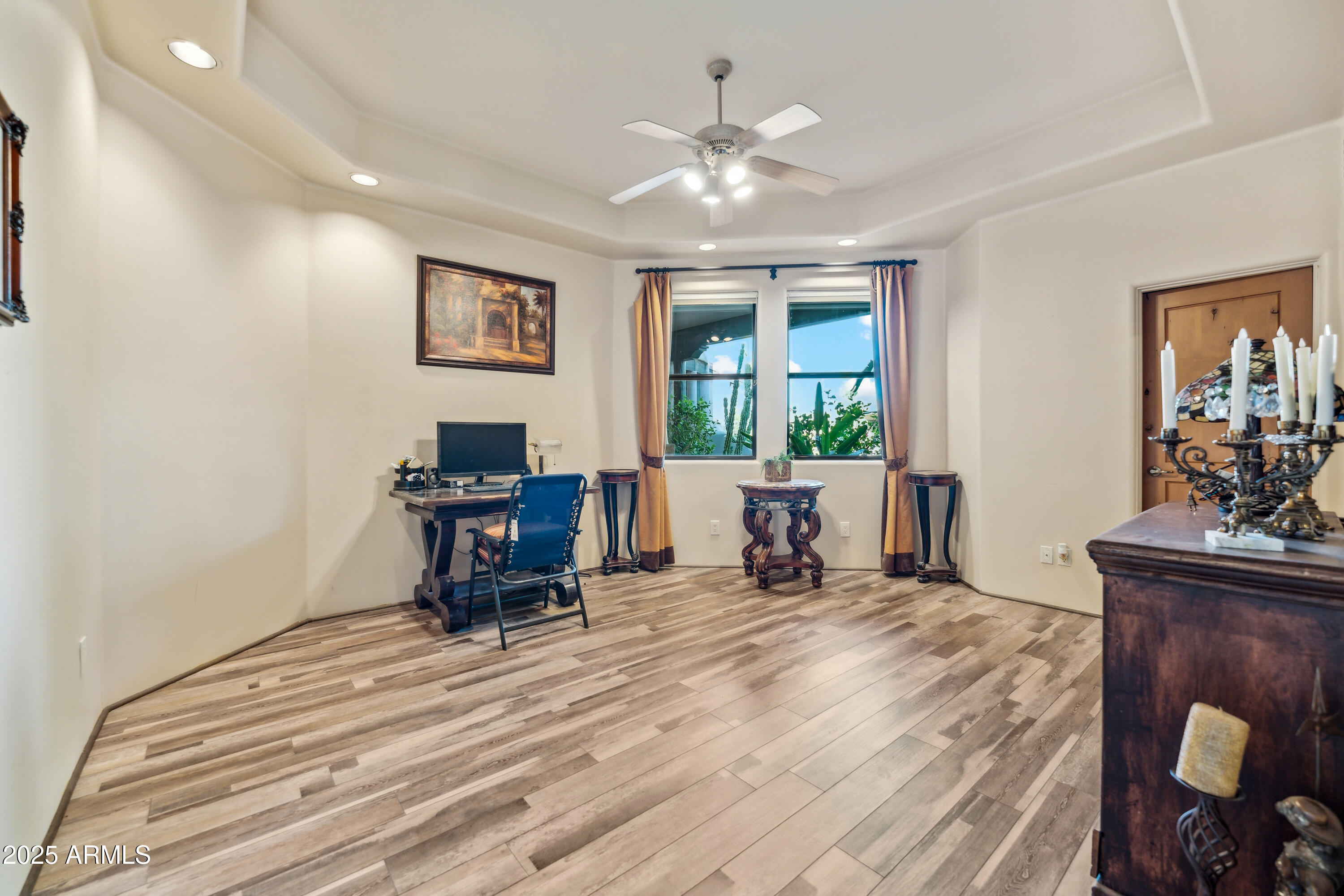 11398 E DESERT VISTA Road