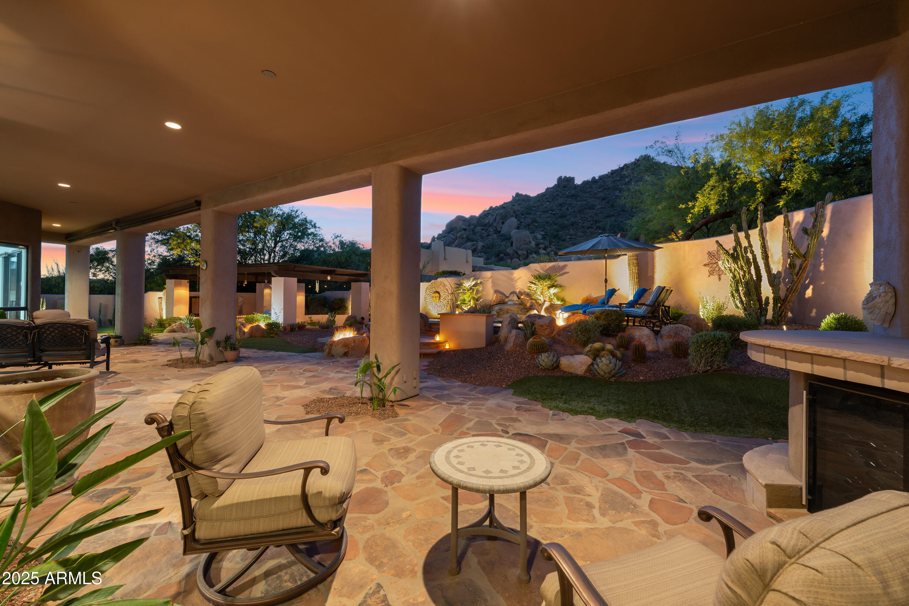 11398 E DESERT VISTA Road