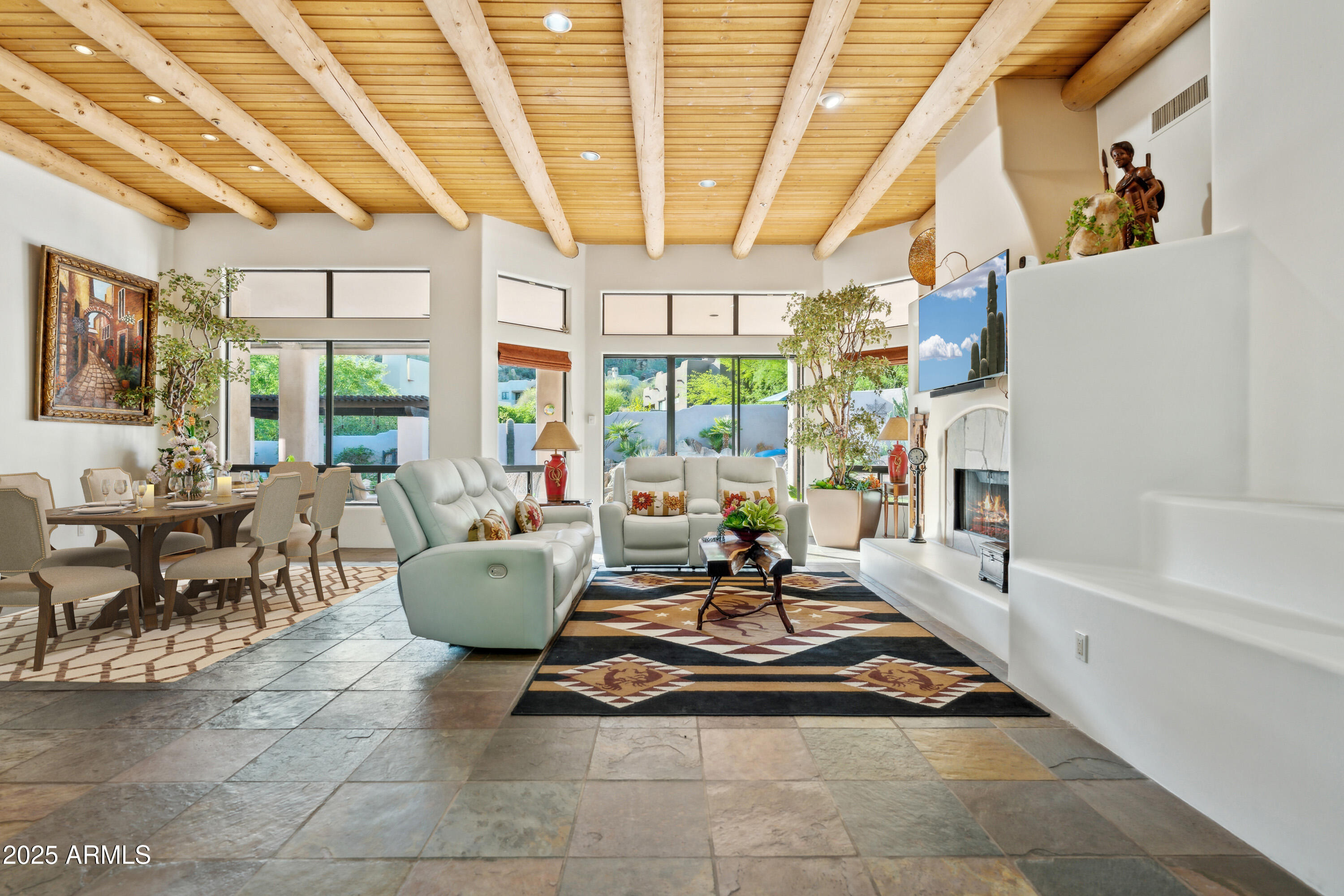 11398 E DESERT VISTA Road