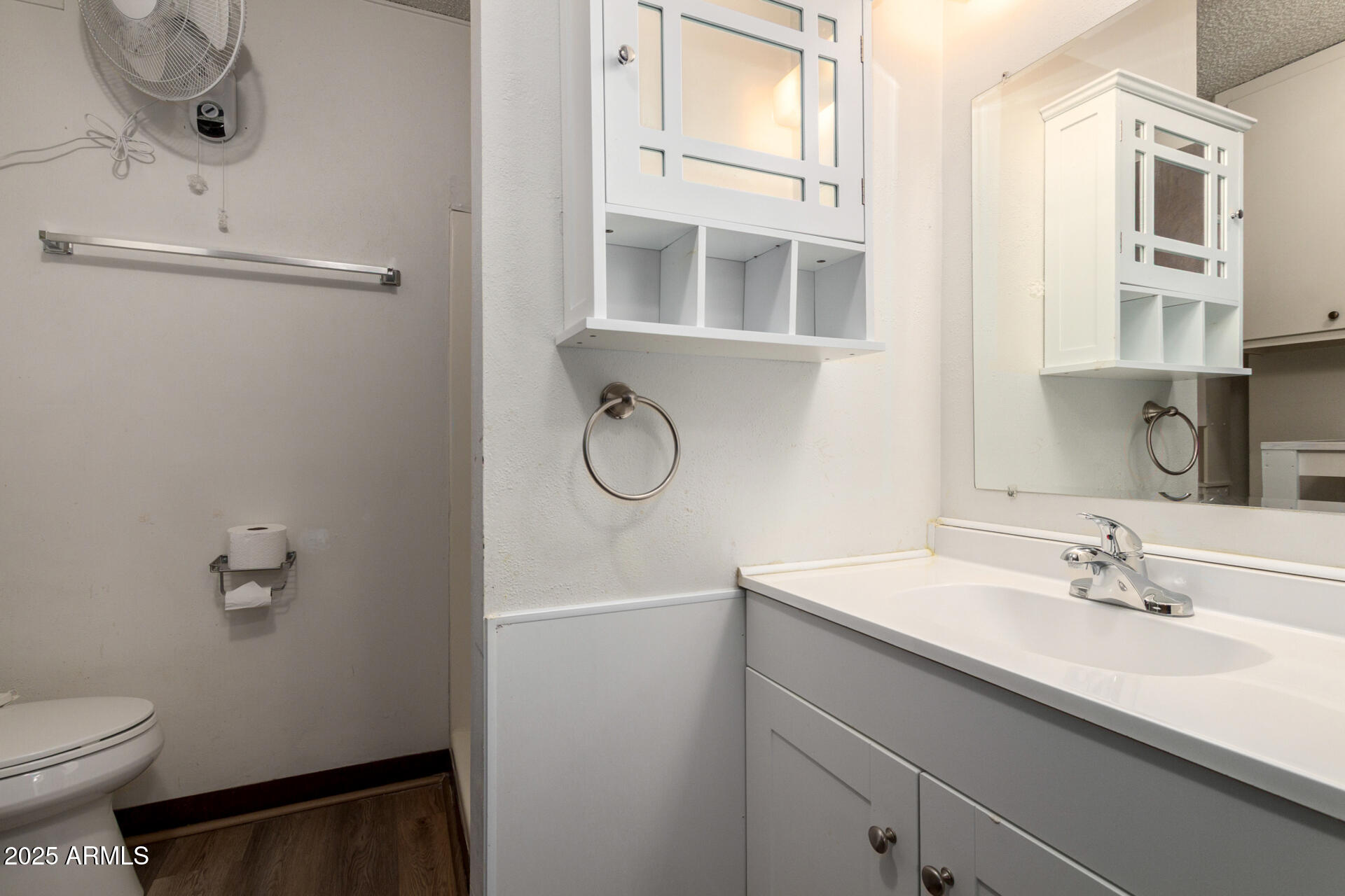 17802 N LINDGREN Avenue