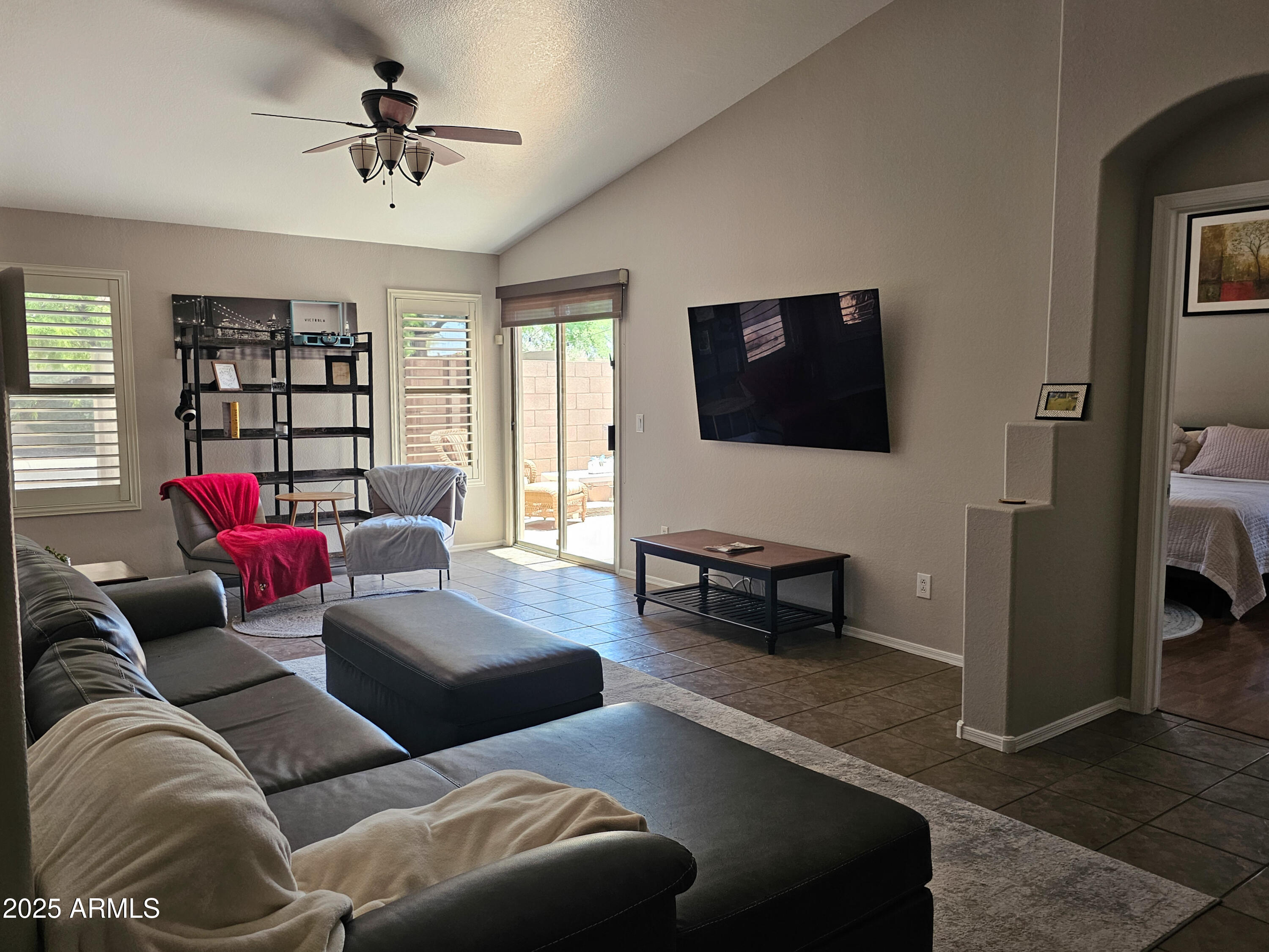 4721 E ABRAHAM Lane