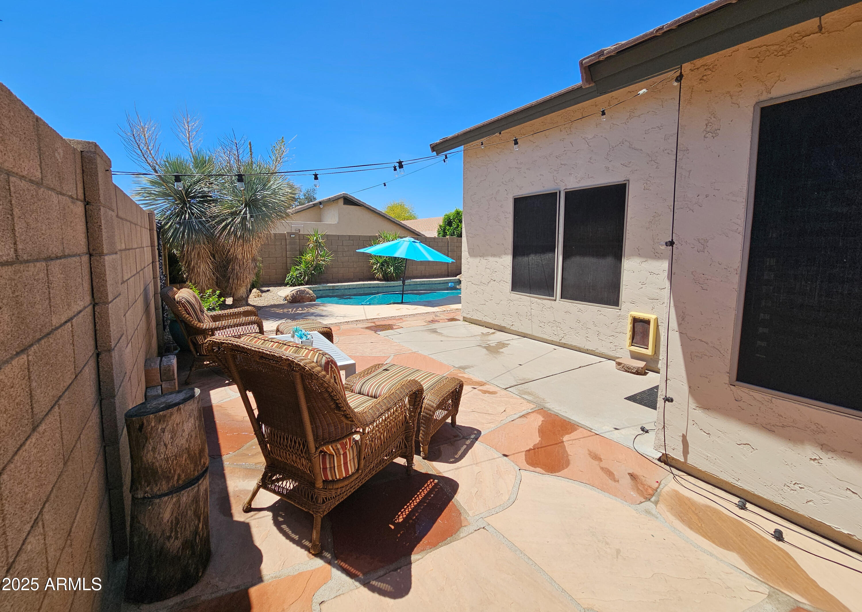 4721 E ABRAHAM Lane