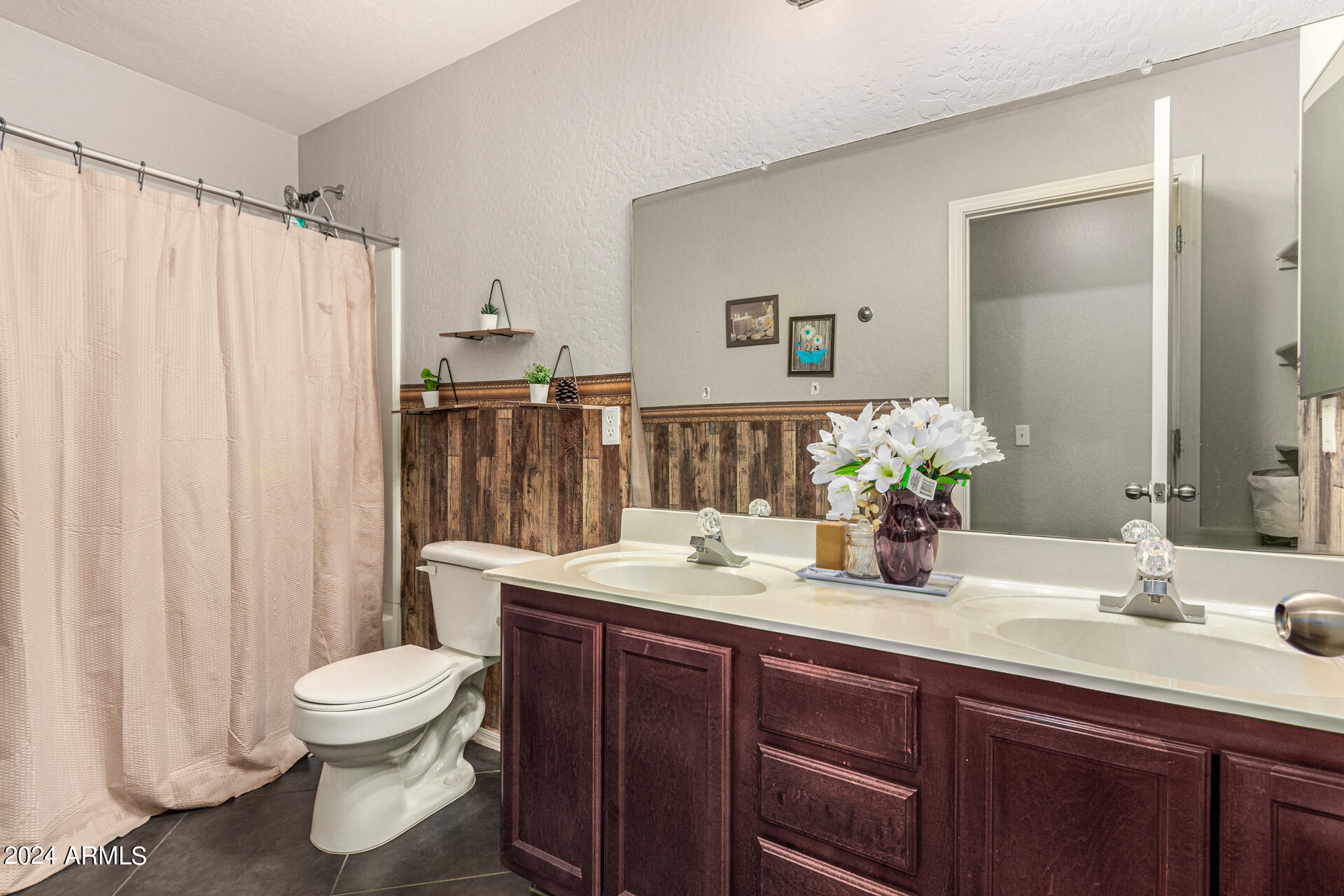 12041 W MELINDA Lane