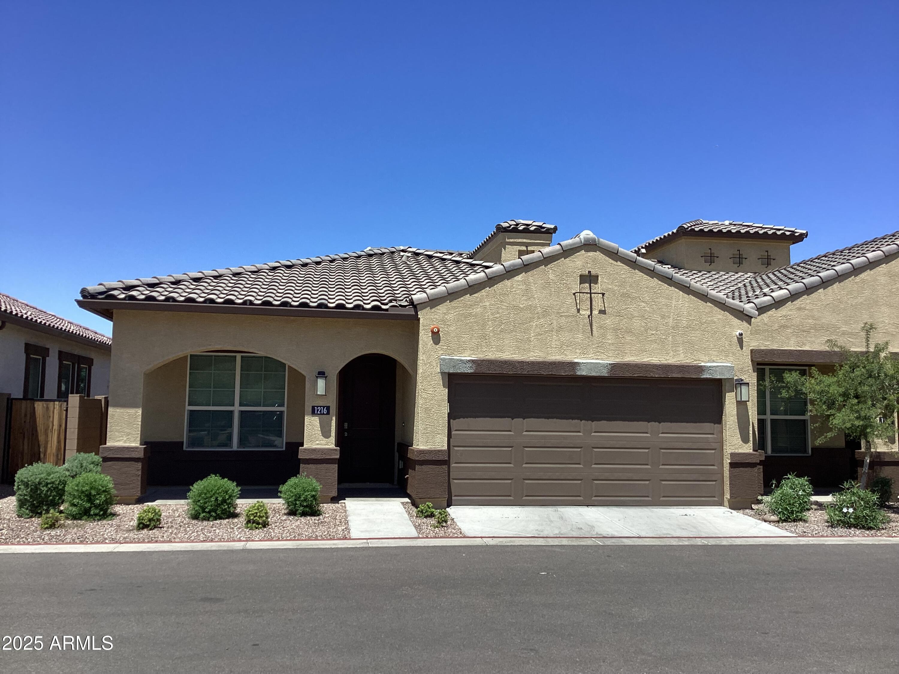 1255 N ARIZONA Avenue, 1216, Chandler Unit: 1216