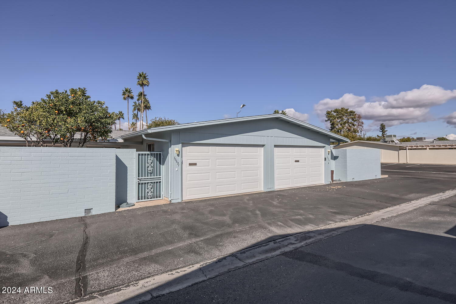 10621 W HIGHWOOD Lane