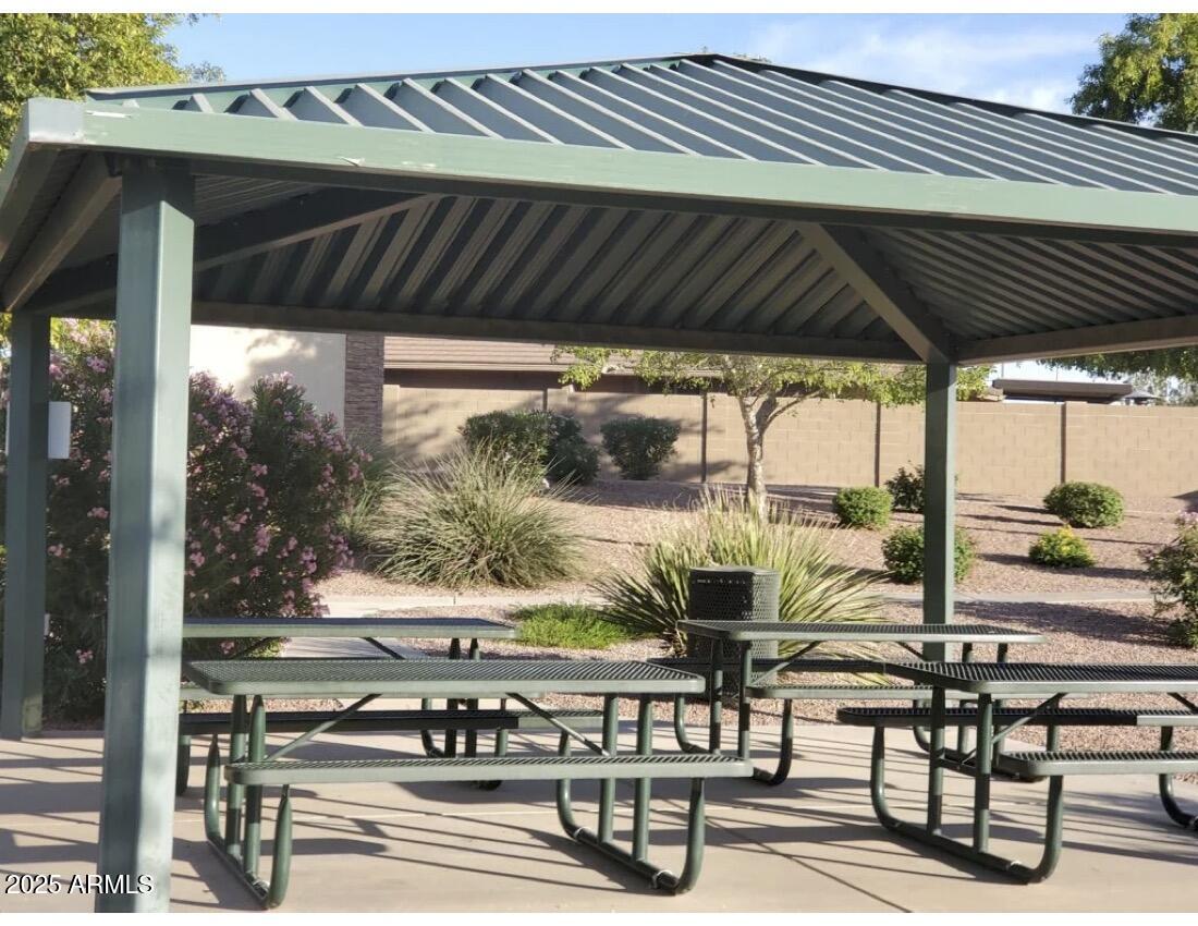 11012 E KNOWLES Avenue