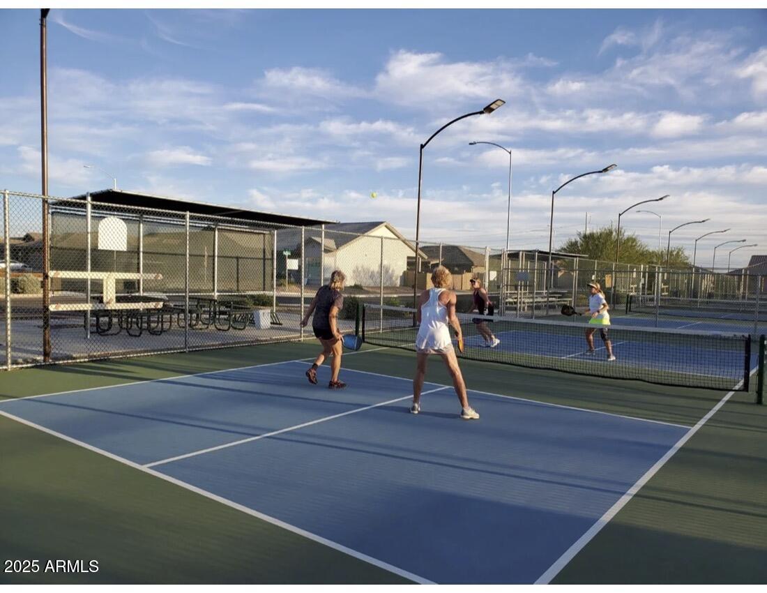 11012 E KNOWLES Avenue