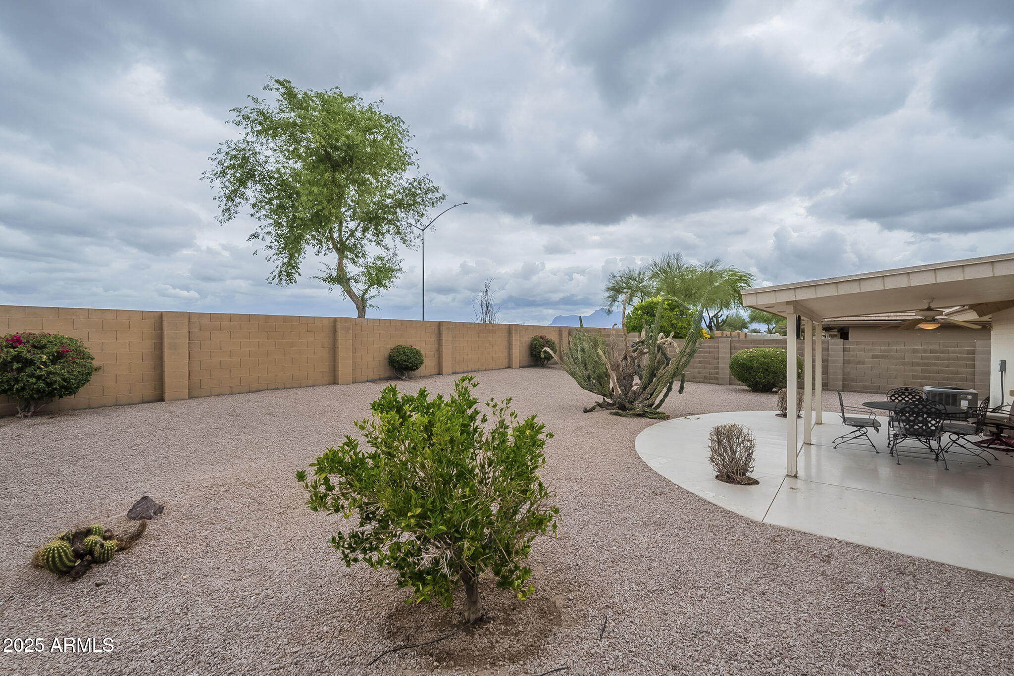 11012 E KNOWLES Avenue