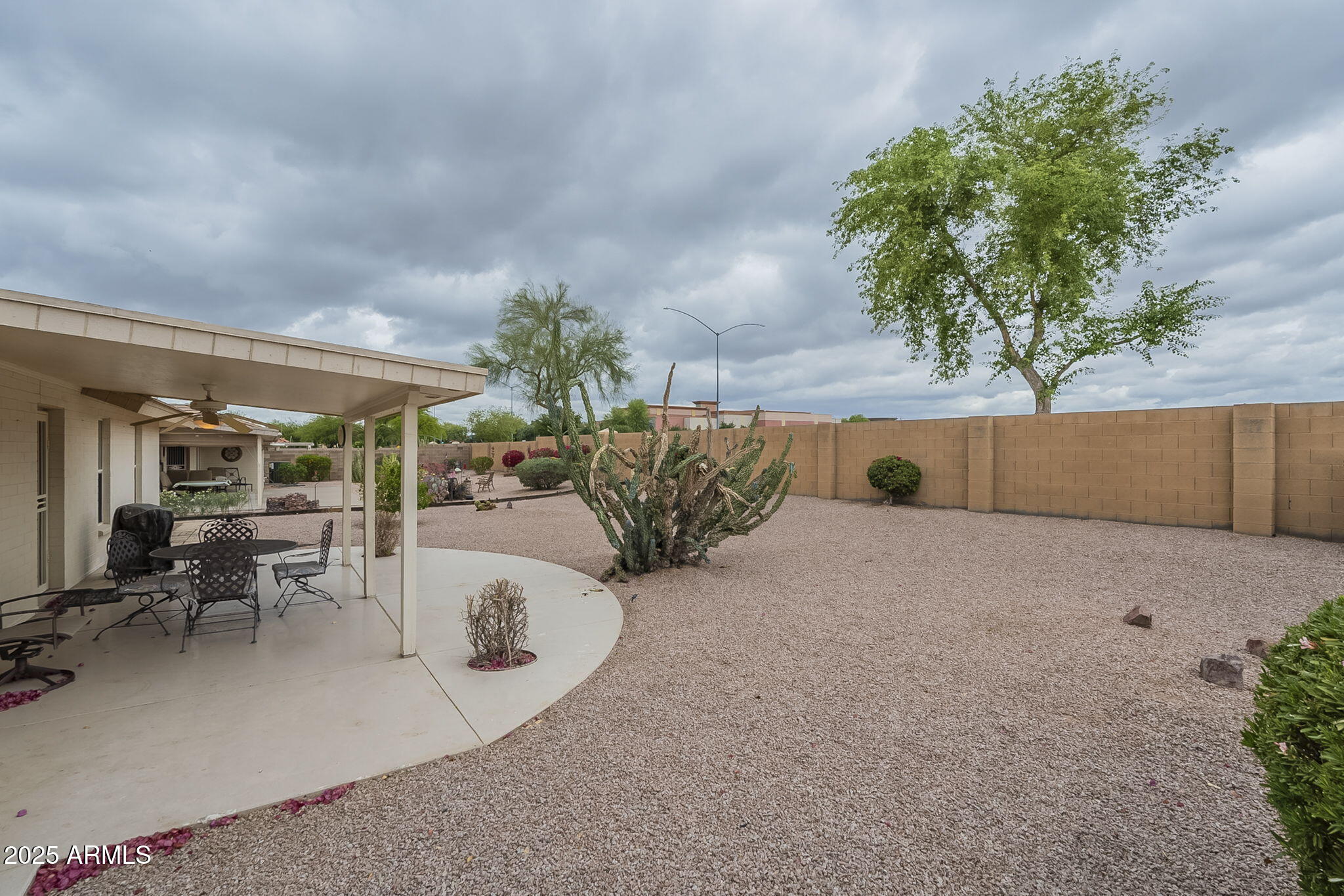 11012 E KNOWLES Avenue