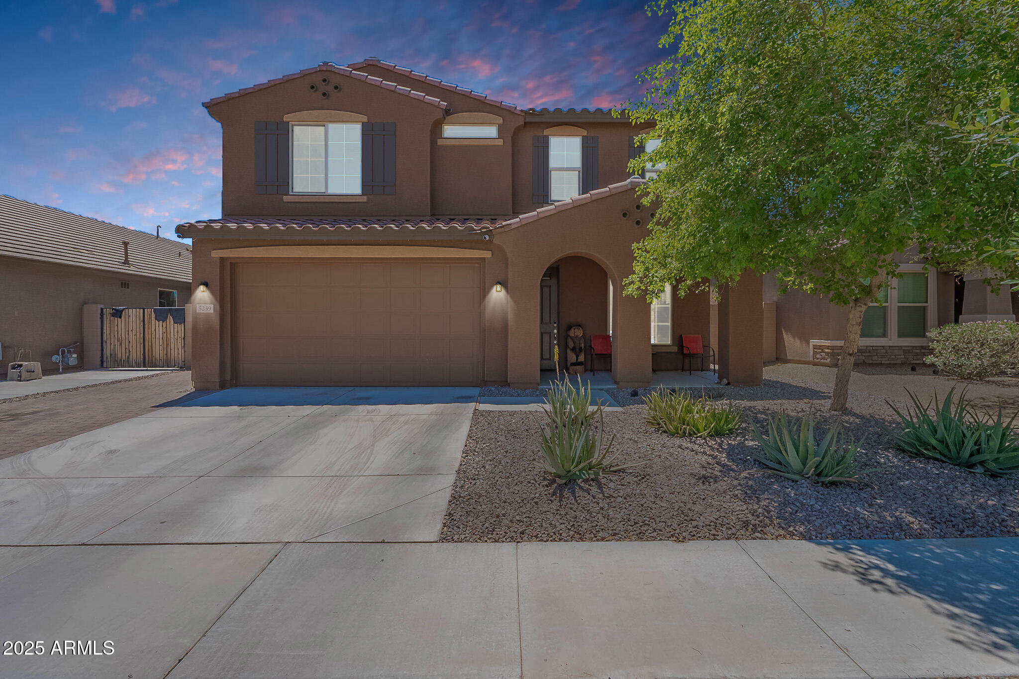 5239 W LEODRA Lane