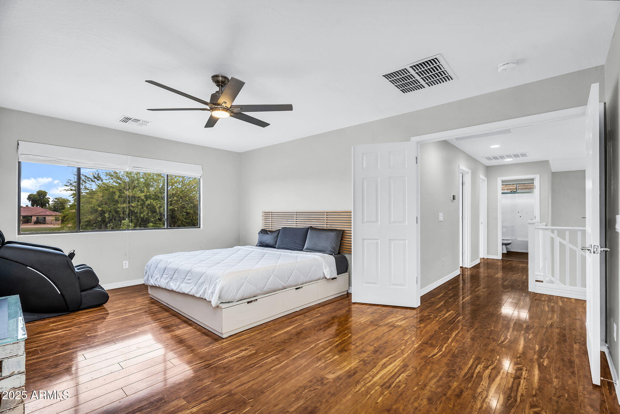 6623 S CLASSIC Way