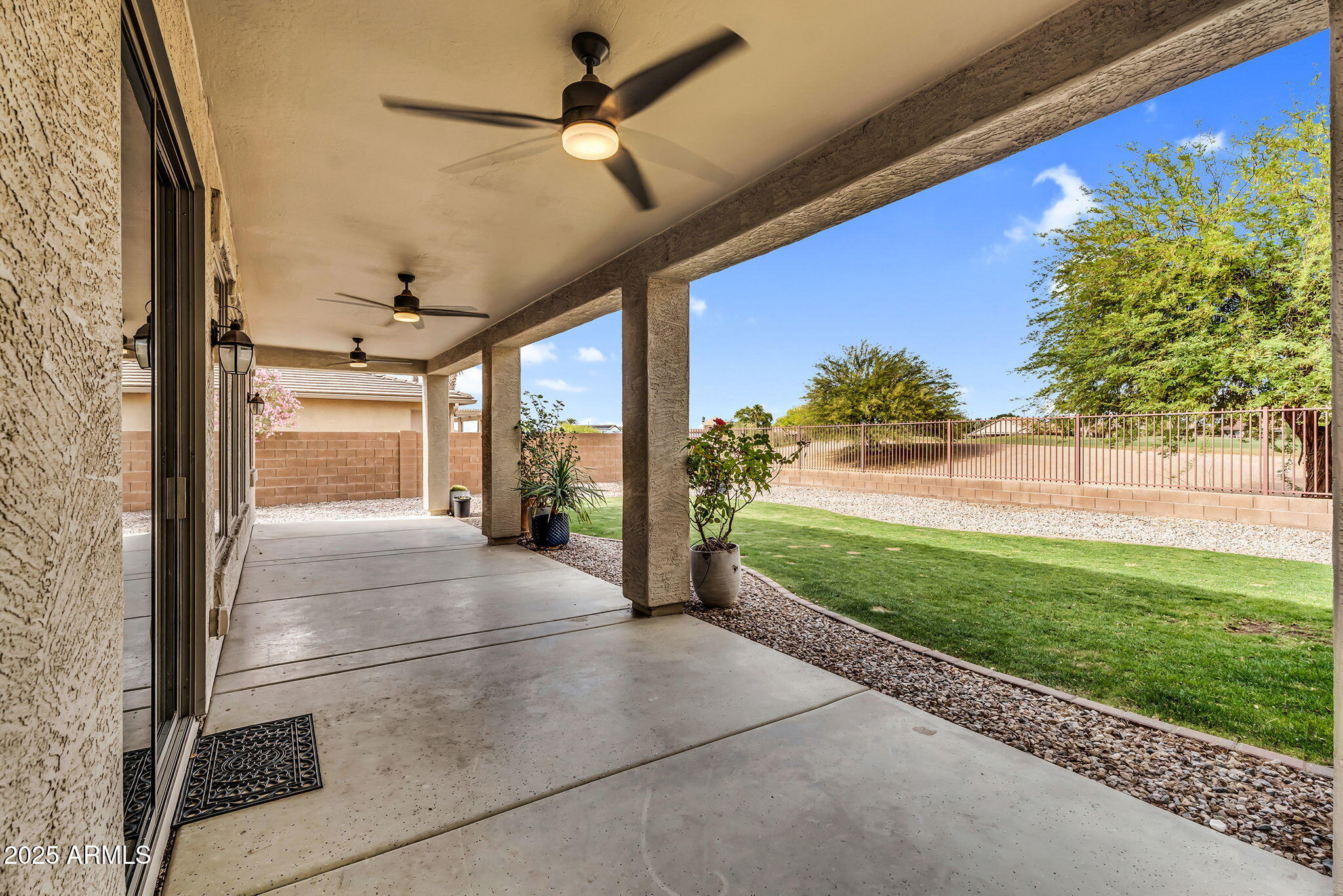 6623 S CLASSIC Way