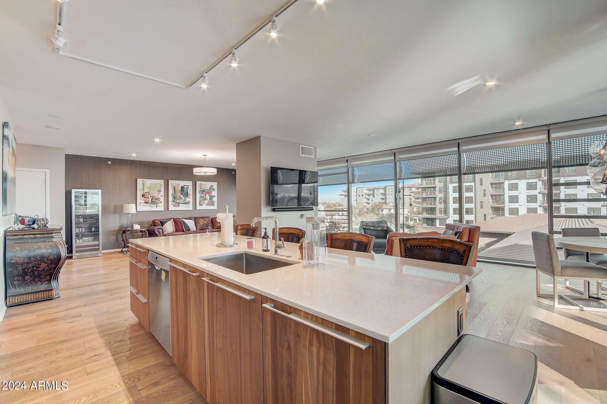 7120 E KIERLAND Boulevard, 507
