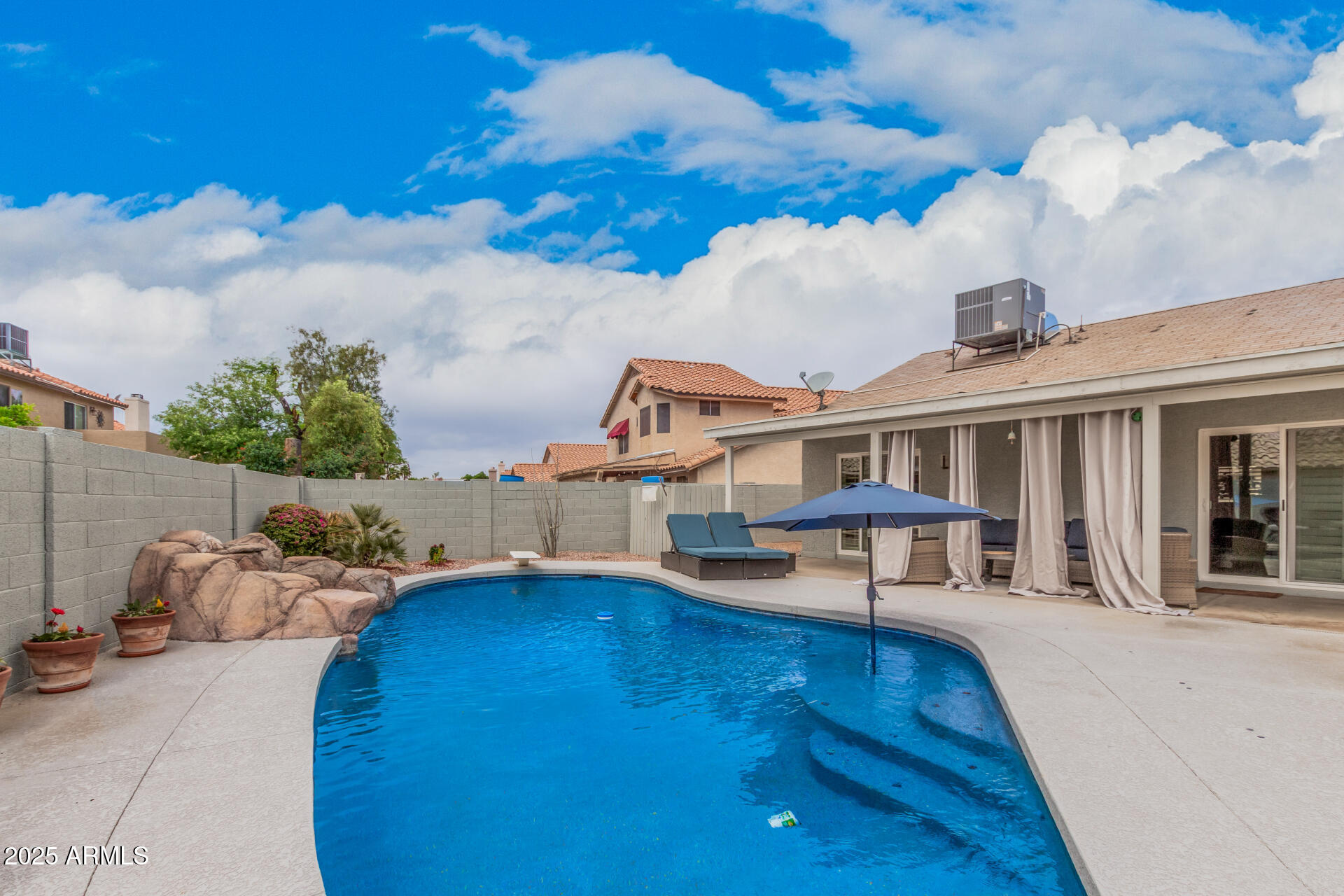 3701 E MORROW Drive
