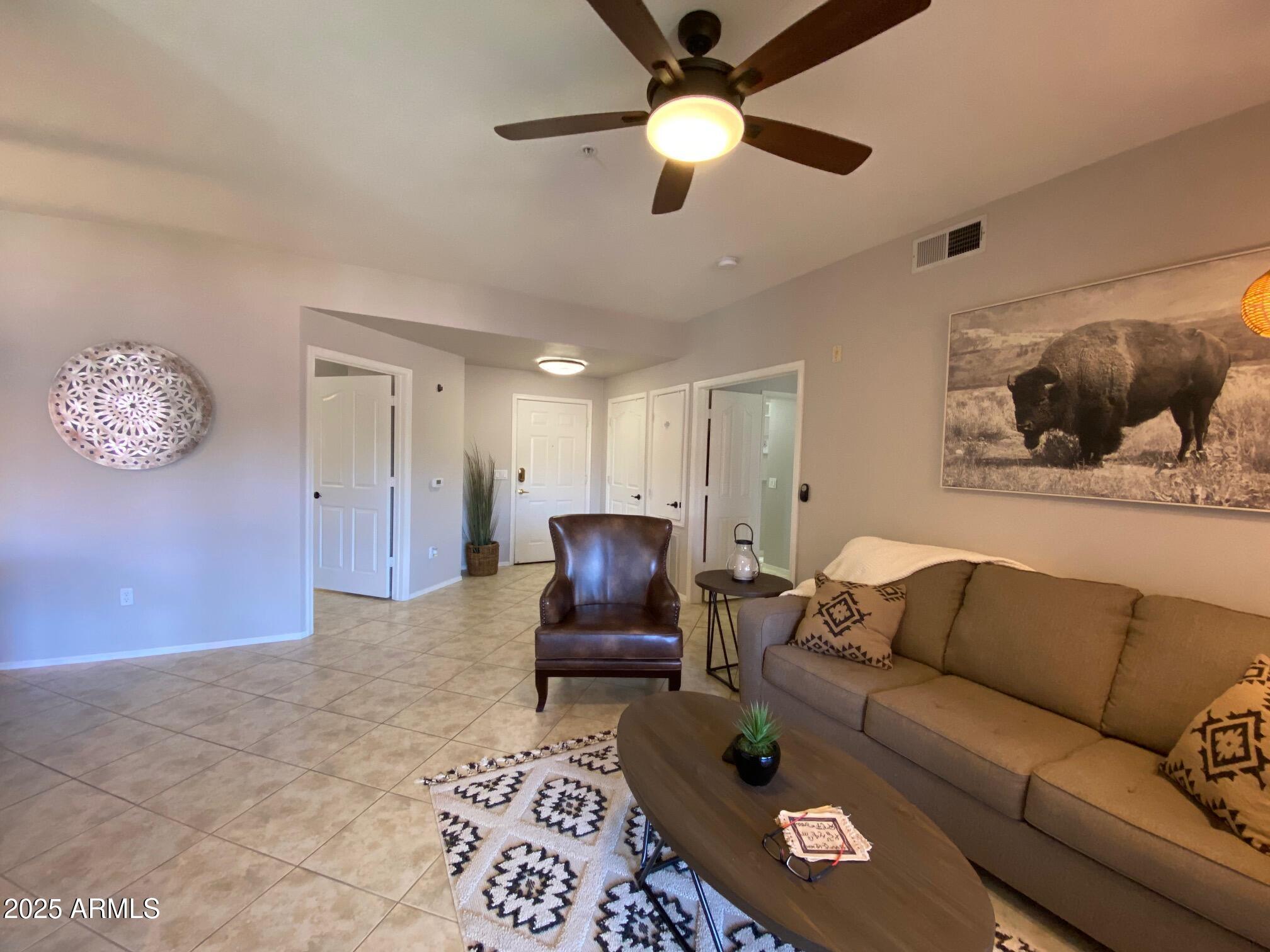 14950 W MOUNTAIN VIEW Boulevard, 2210