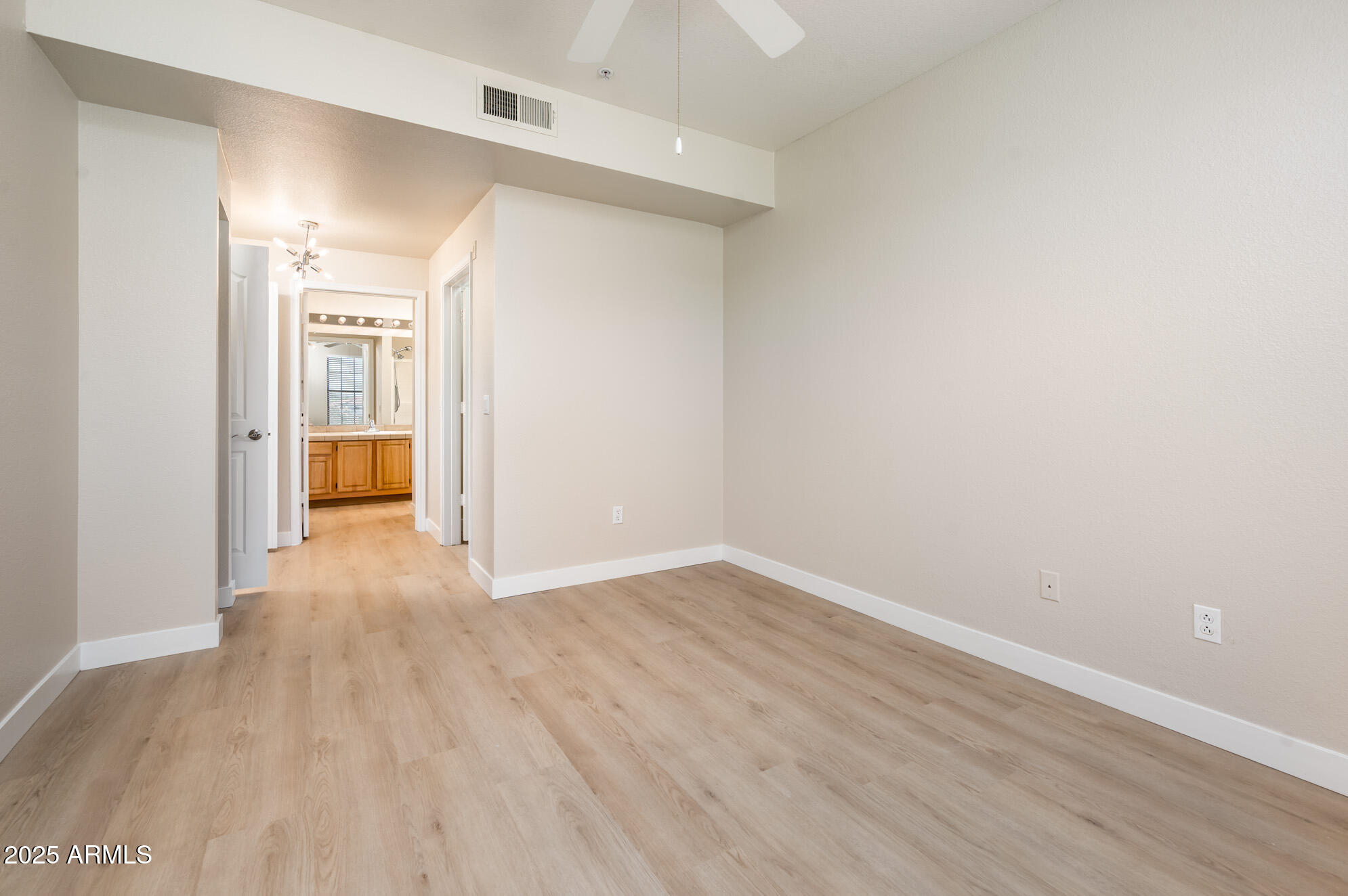 14950 W MOUNTAIN VIEW Boulevard, 5303