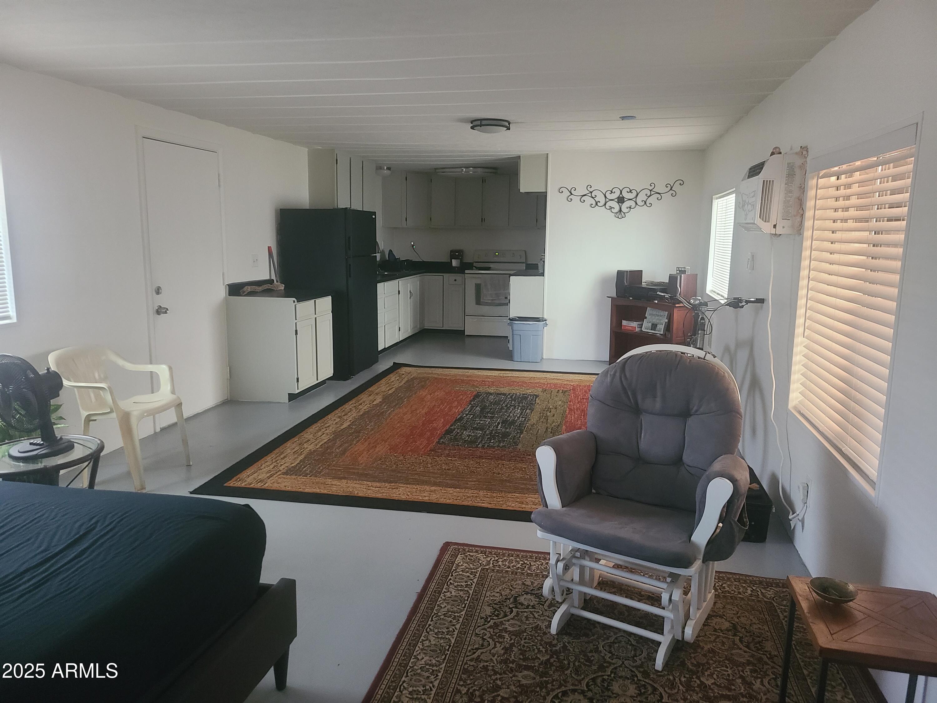 535 S ALMA SCHOOL Road, 37