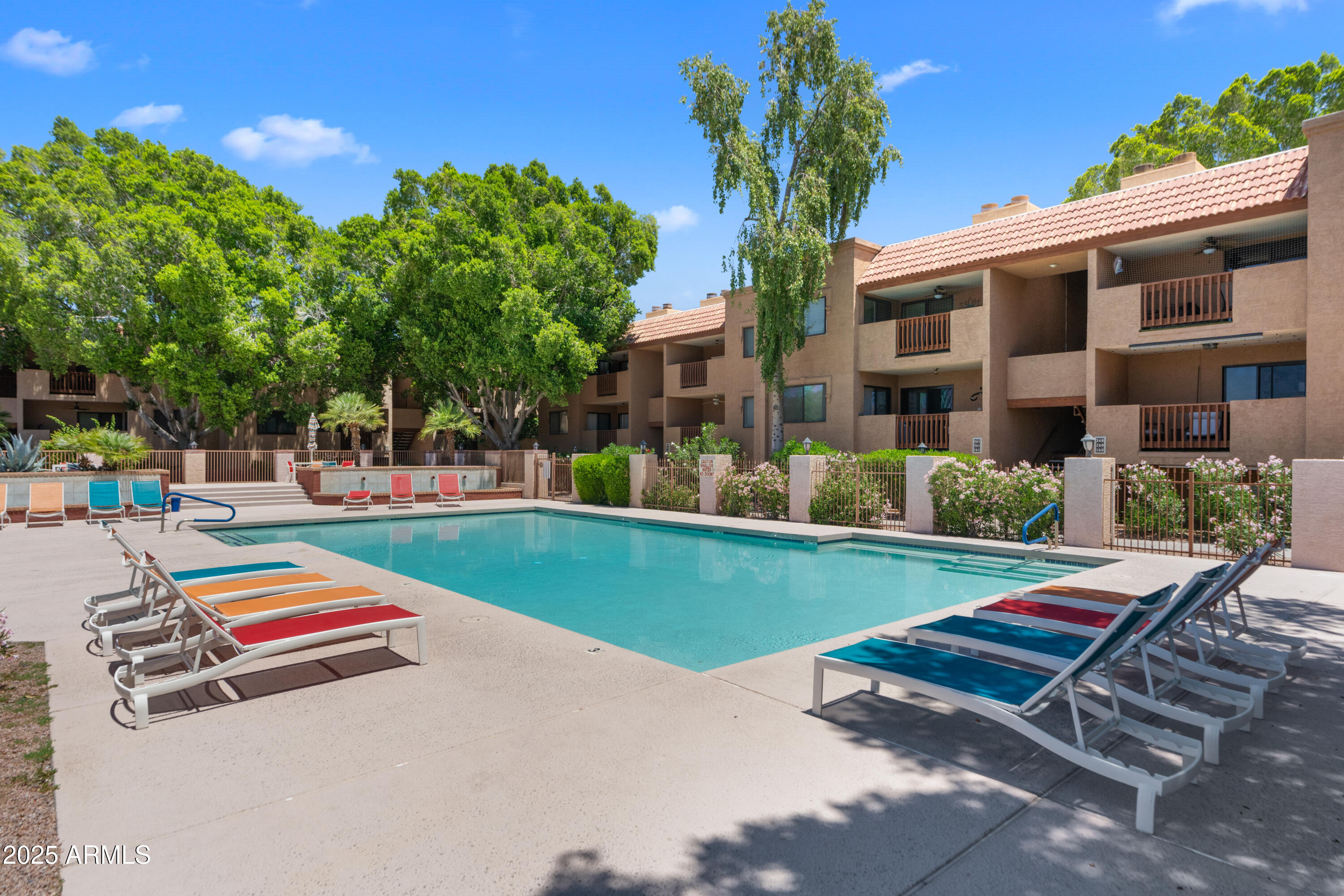 3031 N CIVIC CENTER Plaza, 317