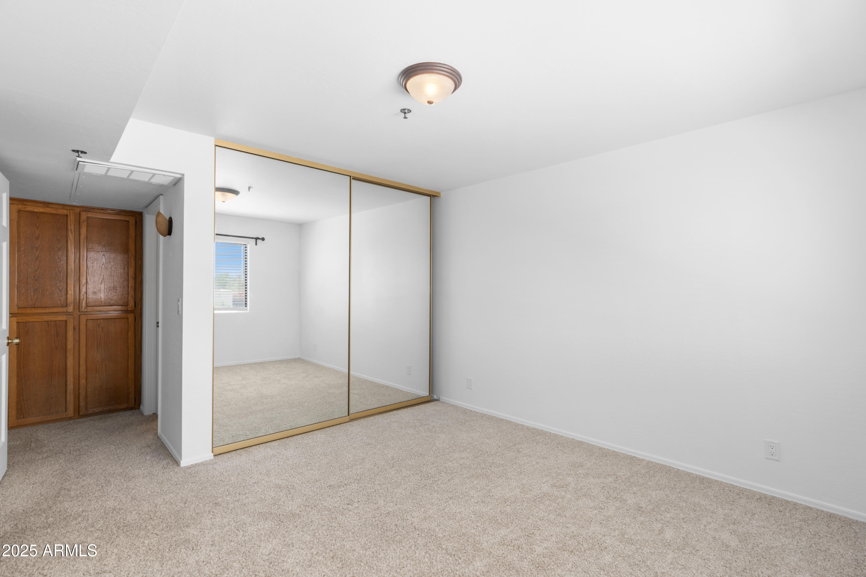 3031 N CIVIC CENTER Plaza, 317