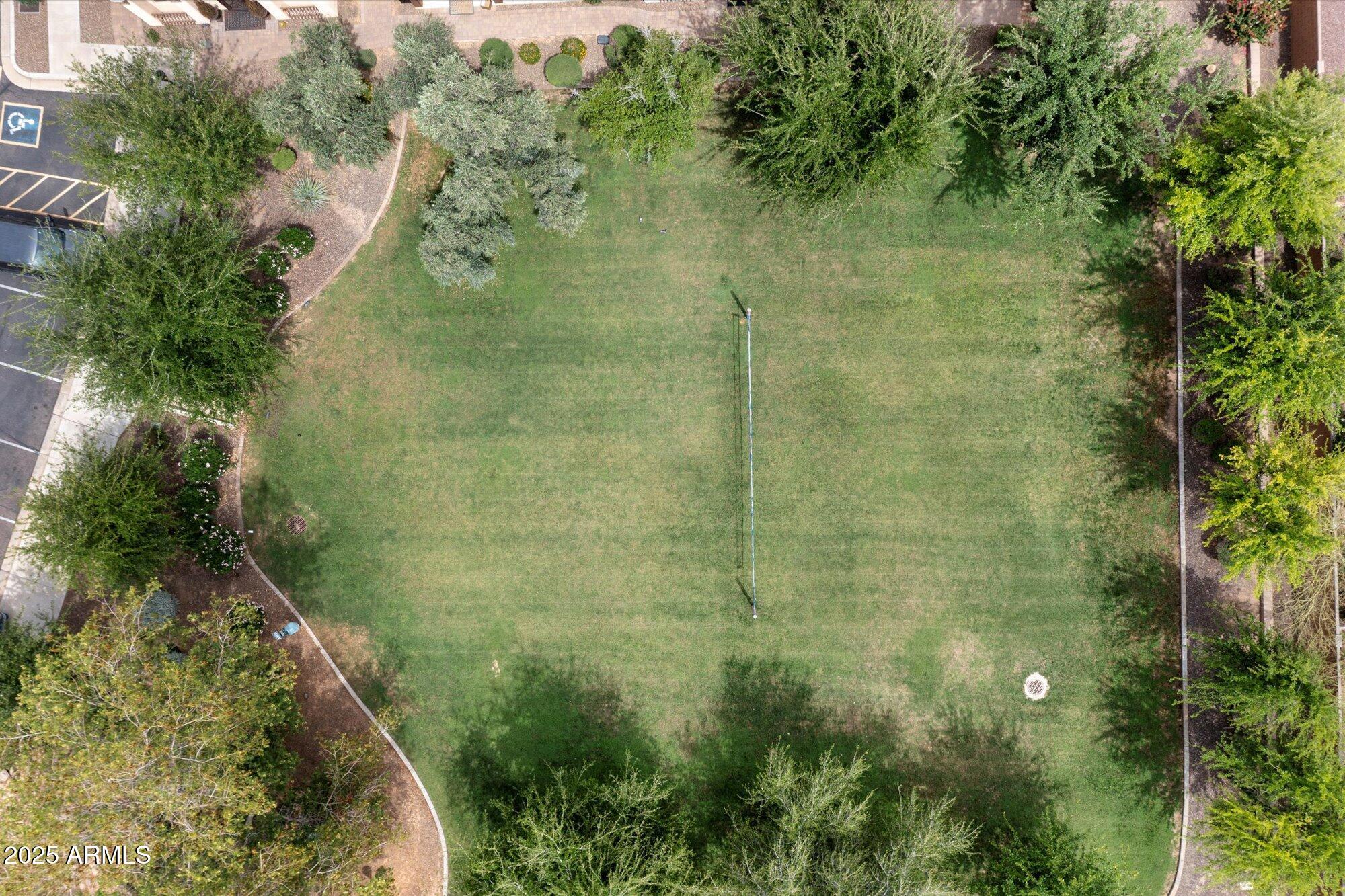 2004 E HEARTWOOD Lane