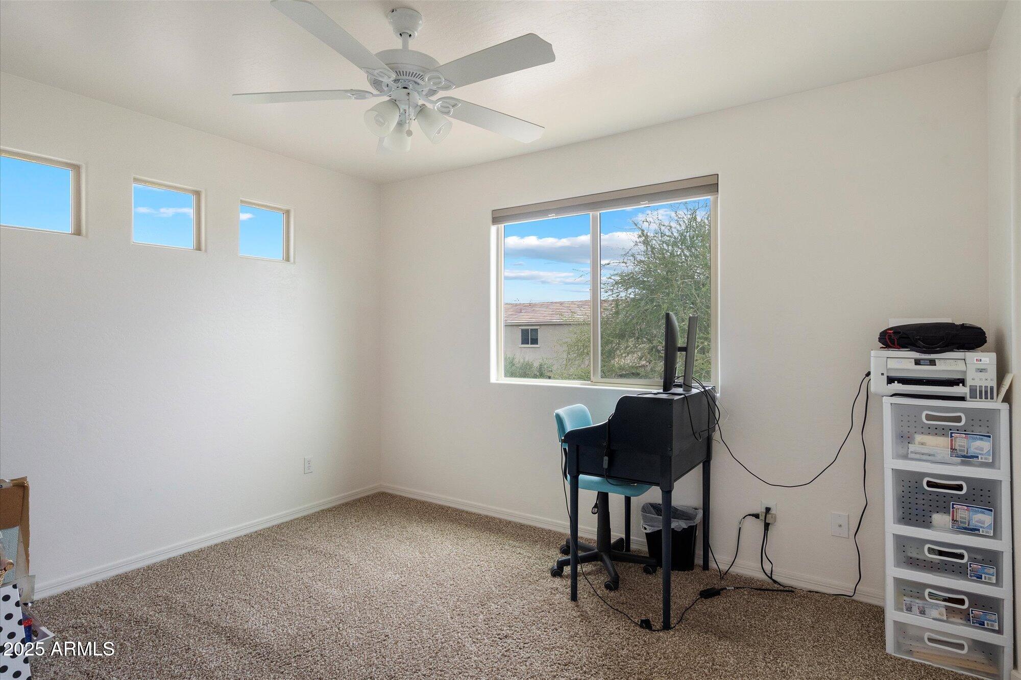 2004 E HEARTWOOD Lane