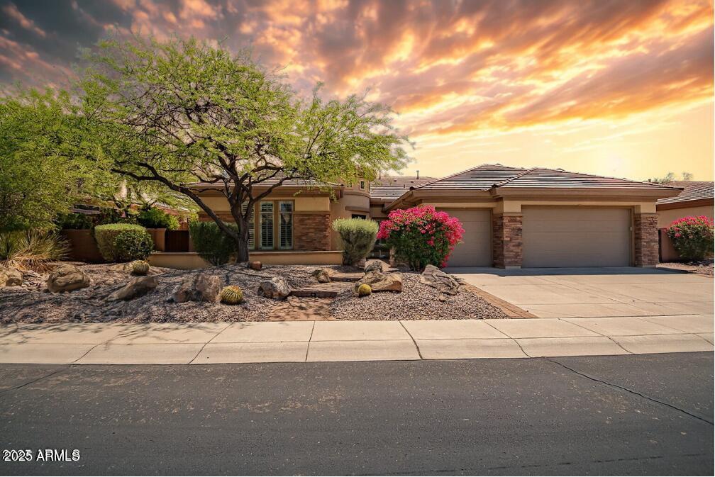 41509 N ANTHEM RIDGE Drive
