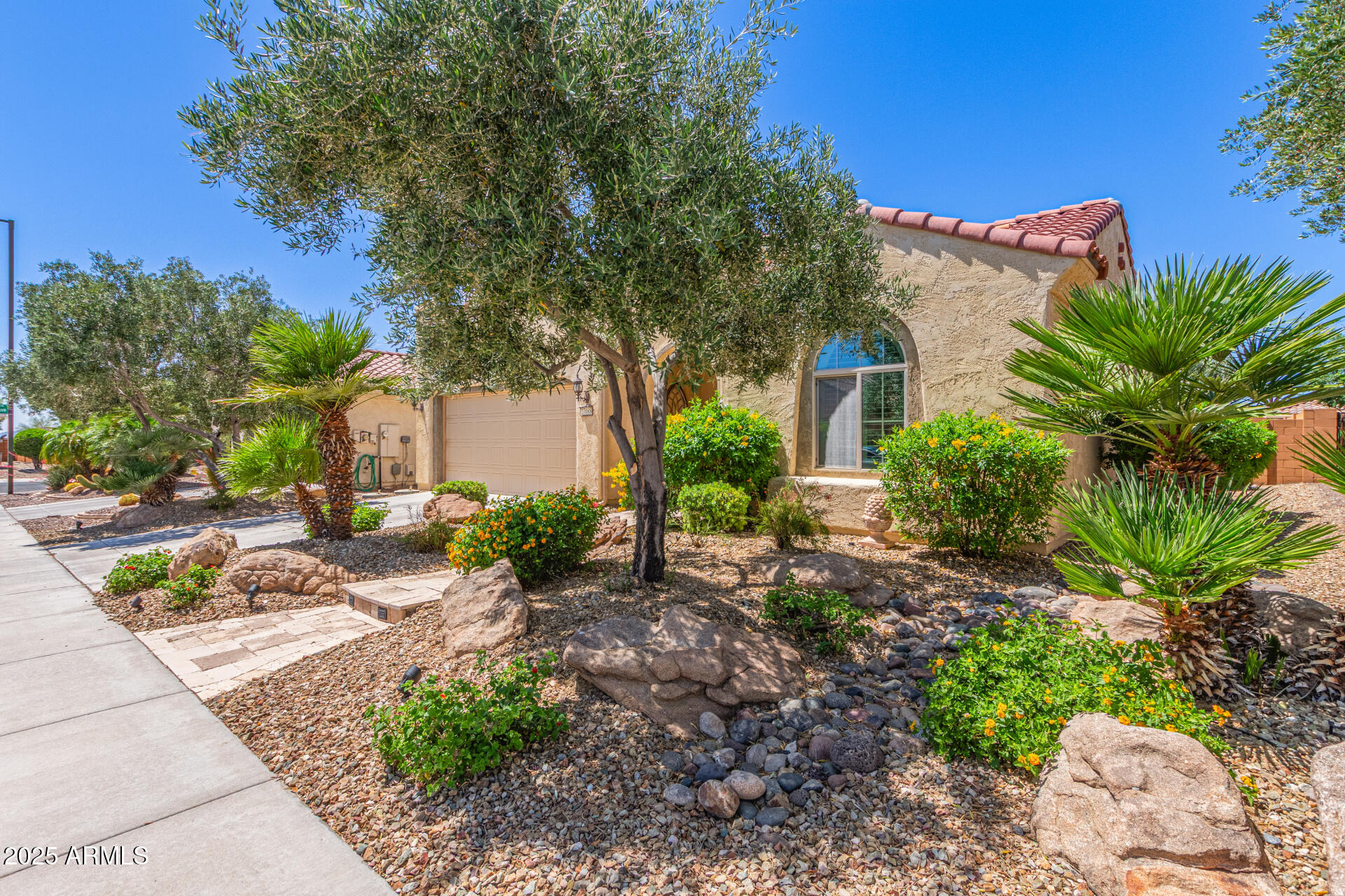 27088 W SEQUOIA Drive