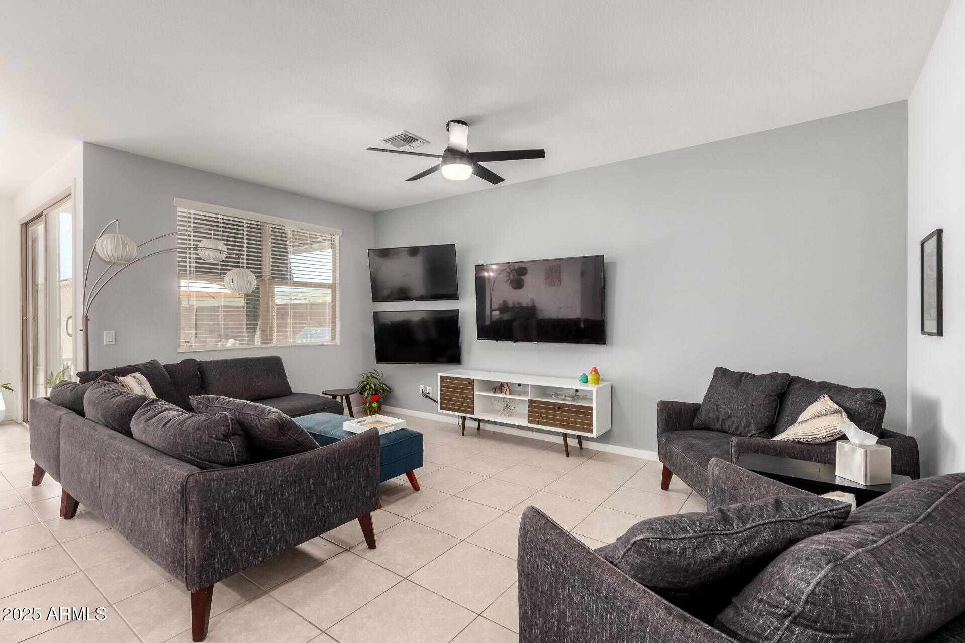 40380 W JENNA Lane