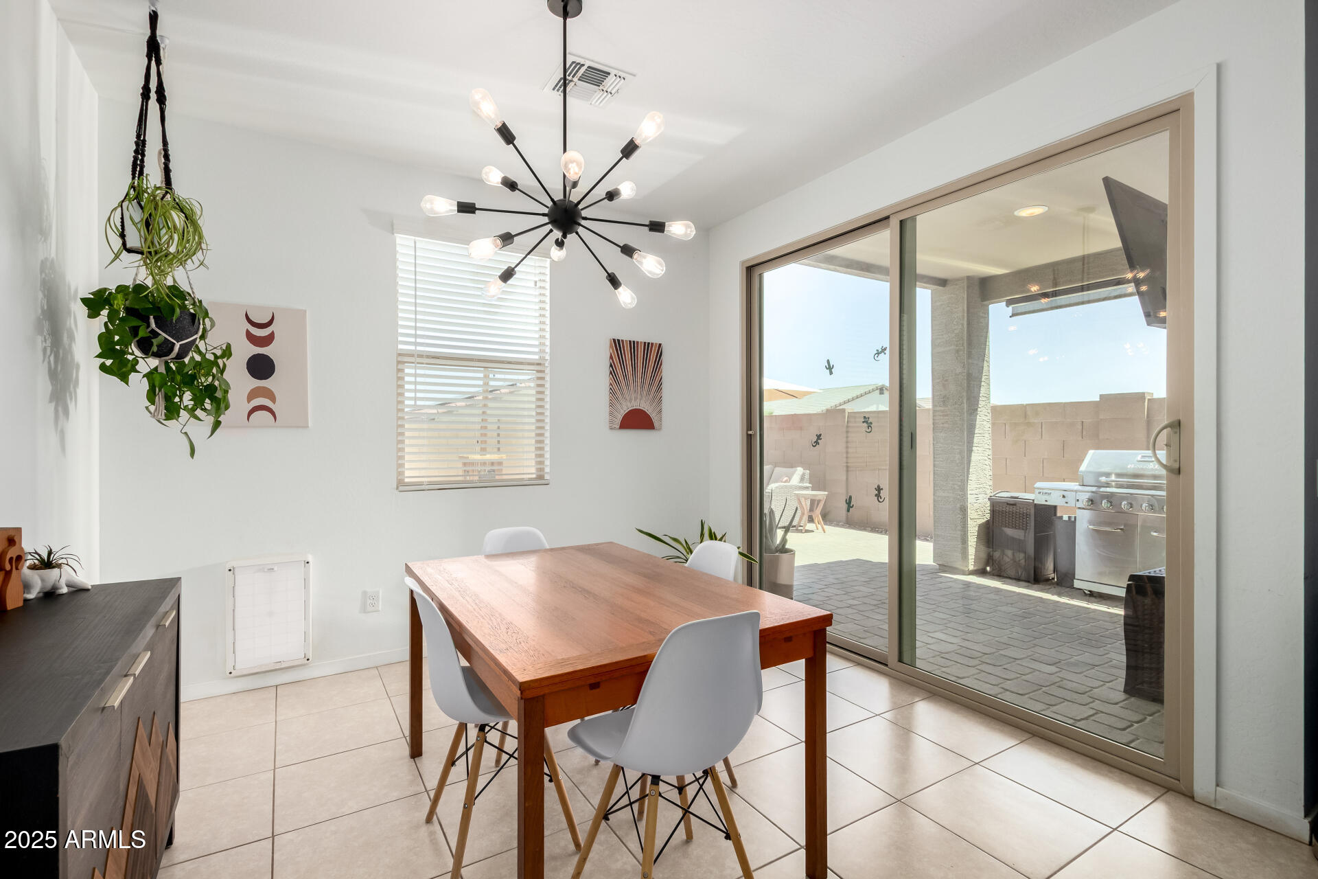 40380 W JENNA Lane