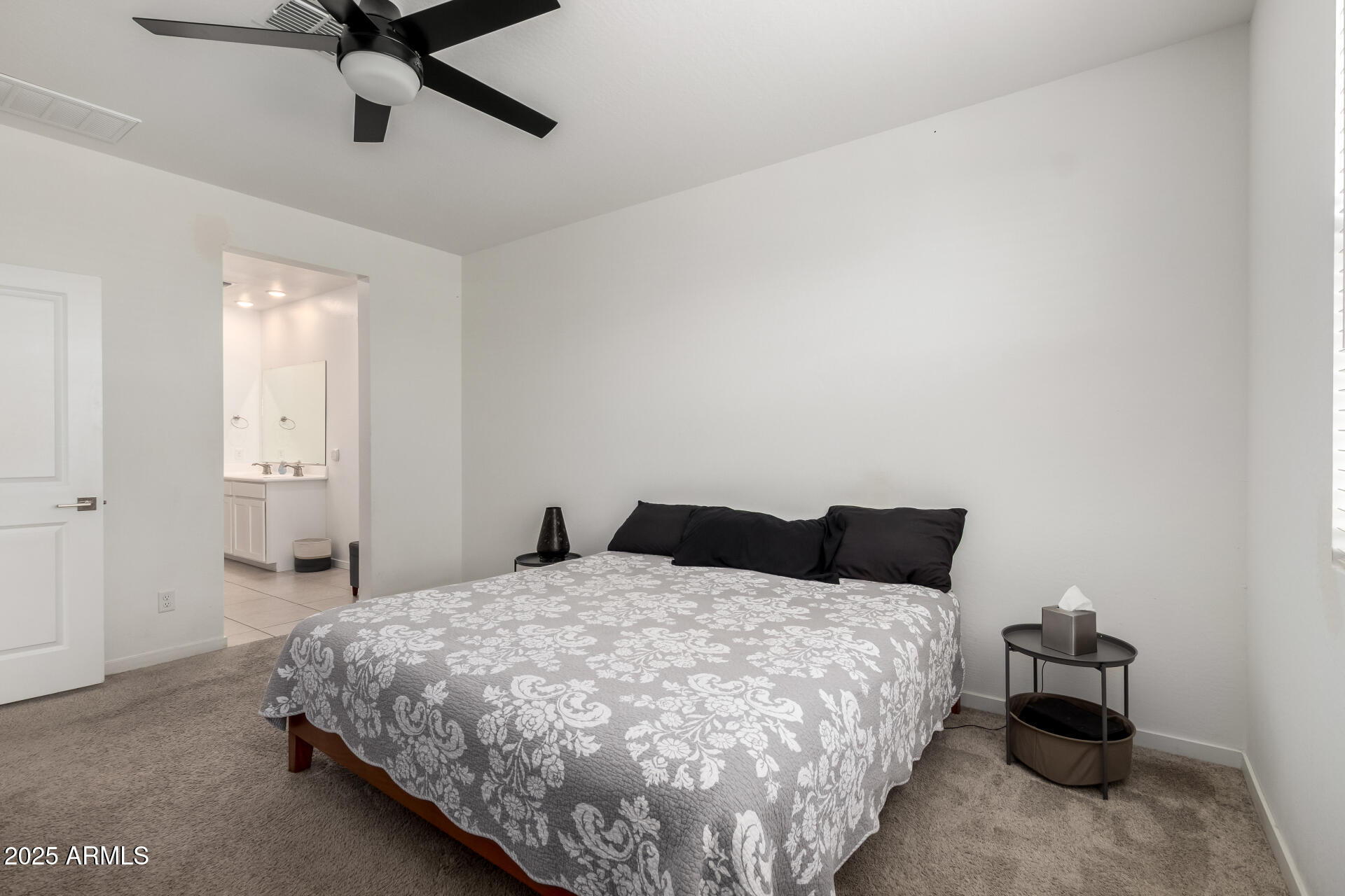 40380 W JENNA Lane