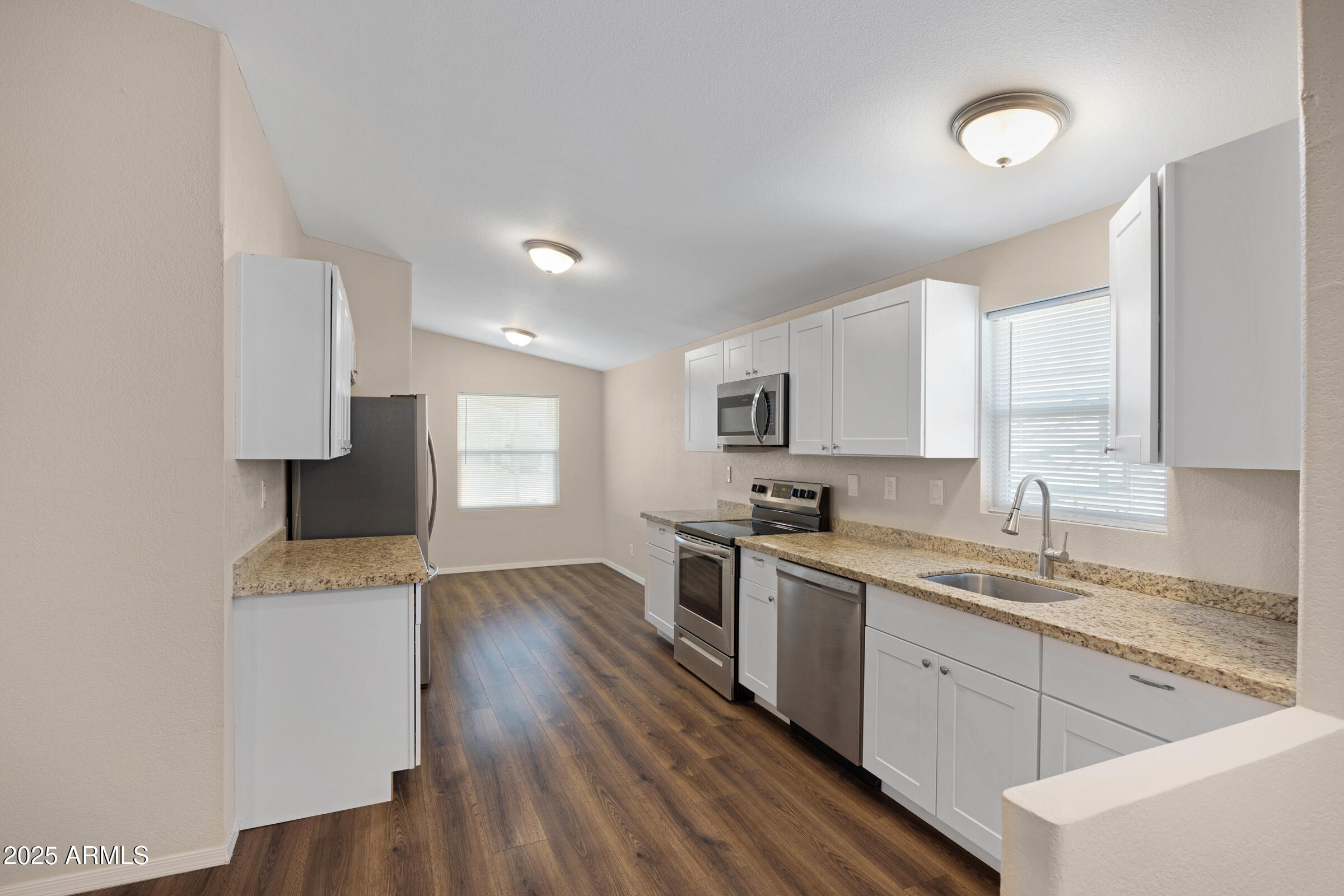 320 E McKellips Road, 163