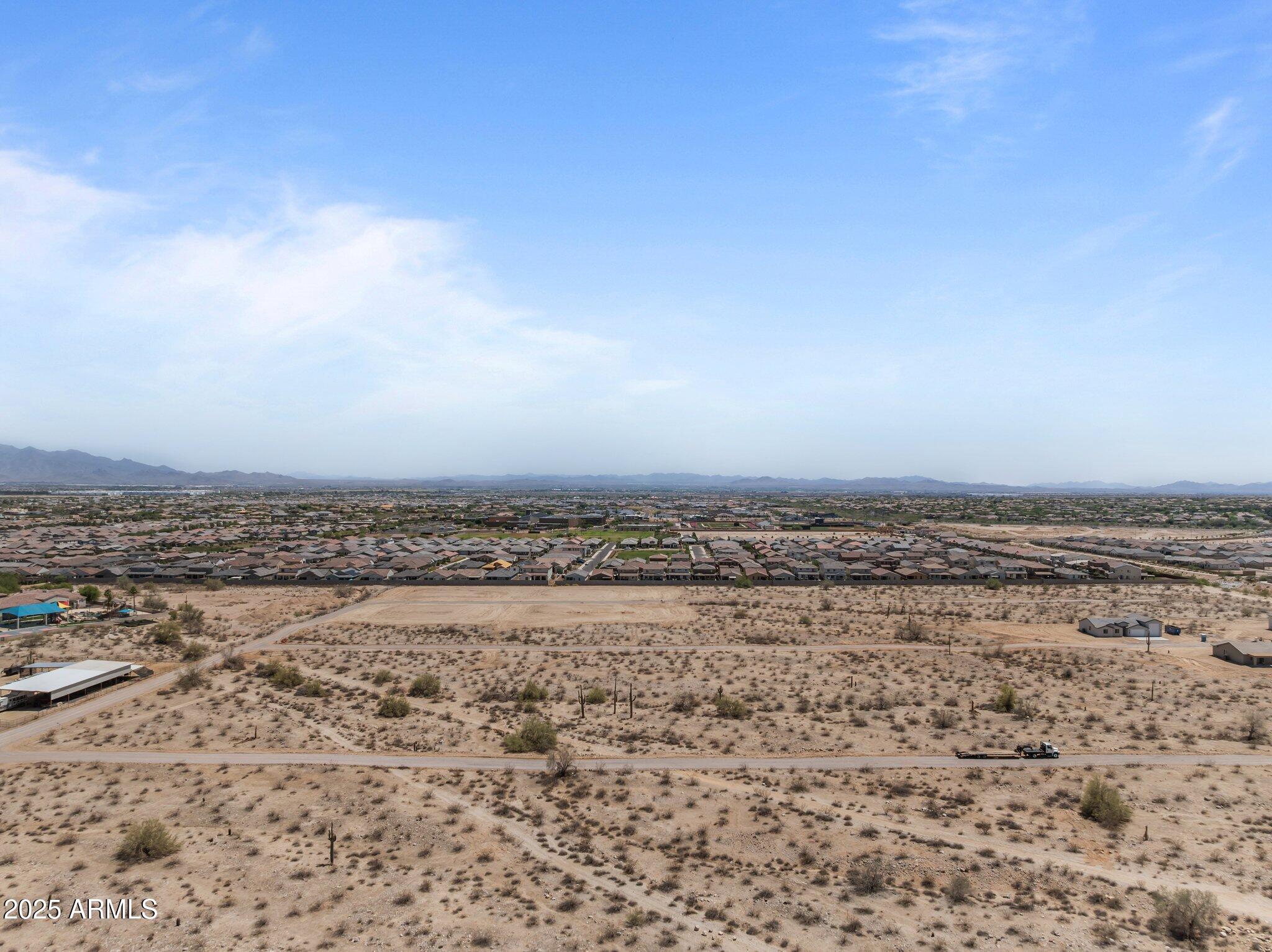 2023X W Wolf Street 2