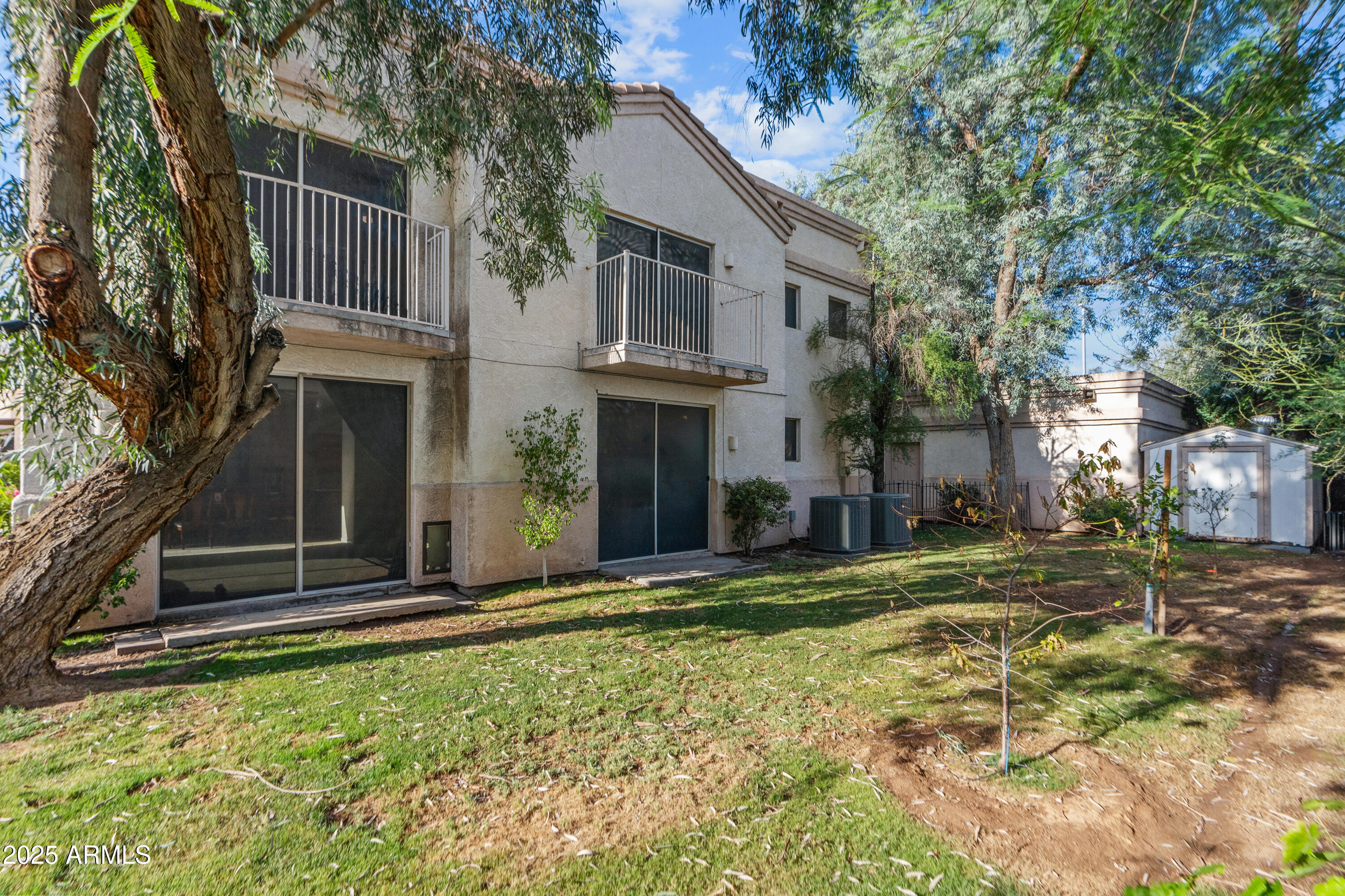 6002 N 5TH Place
