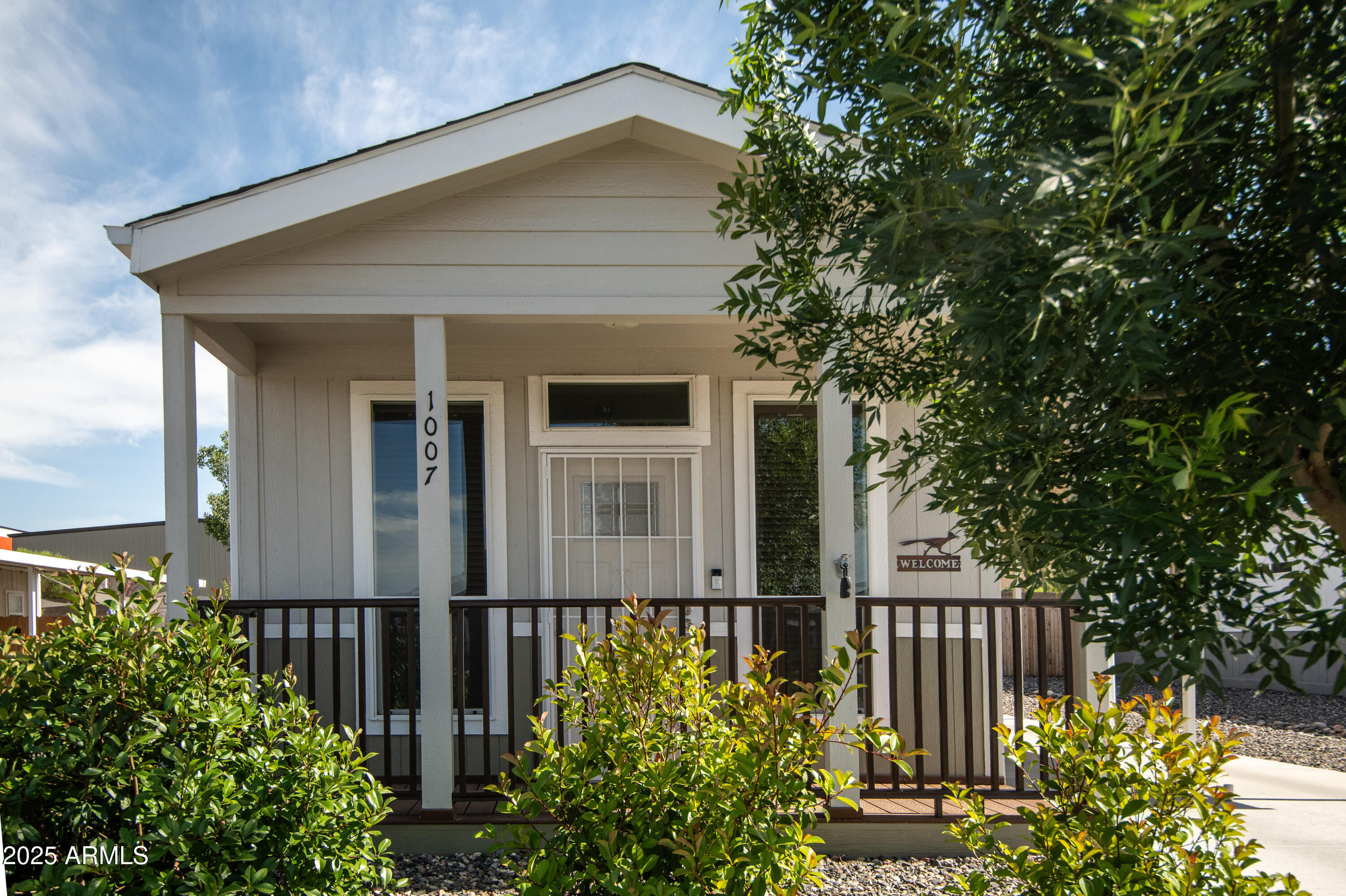 1007 W Thorton Road