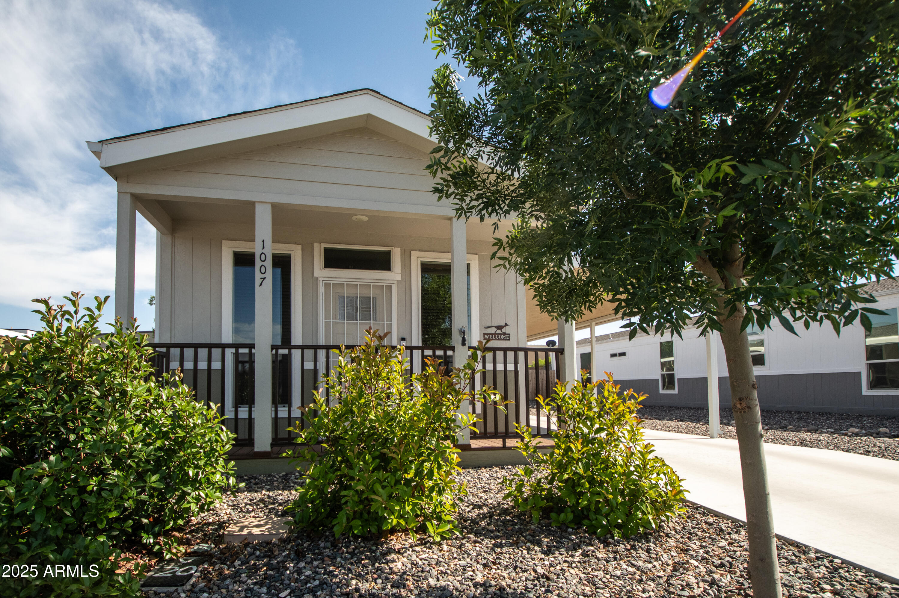 1007 W Thorton Road
