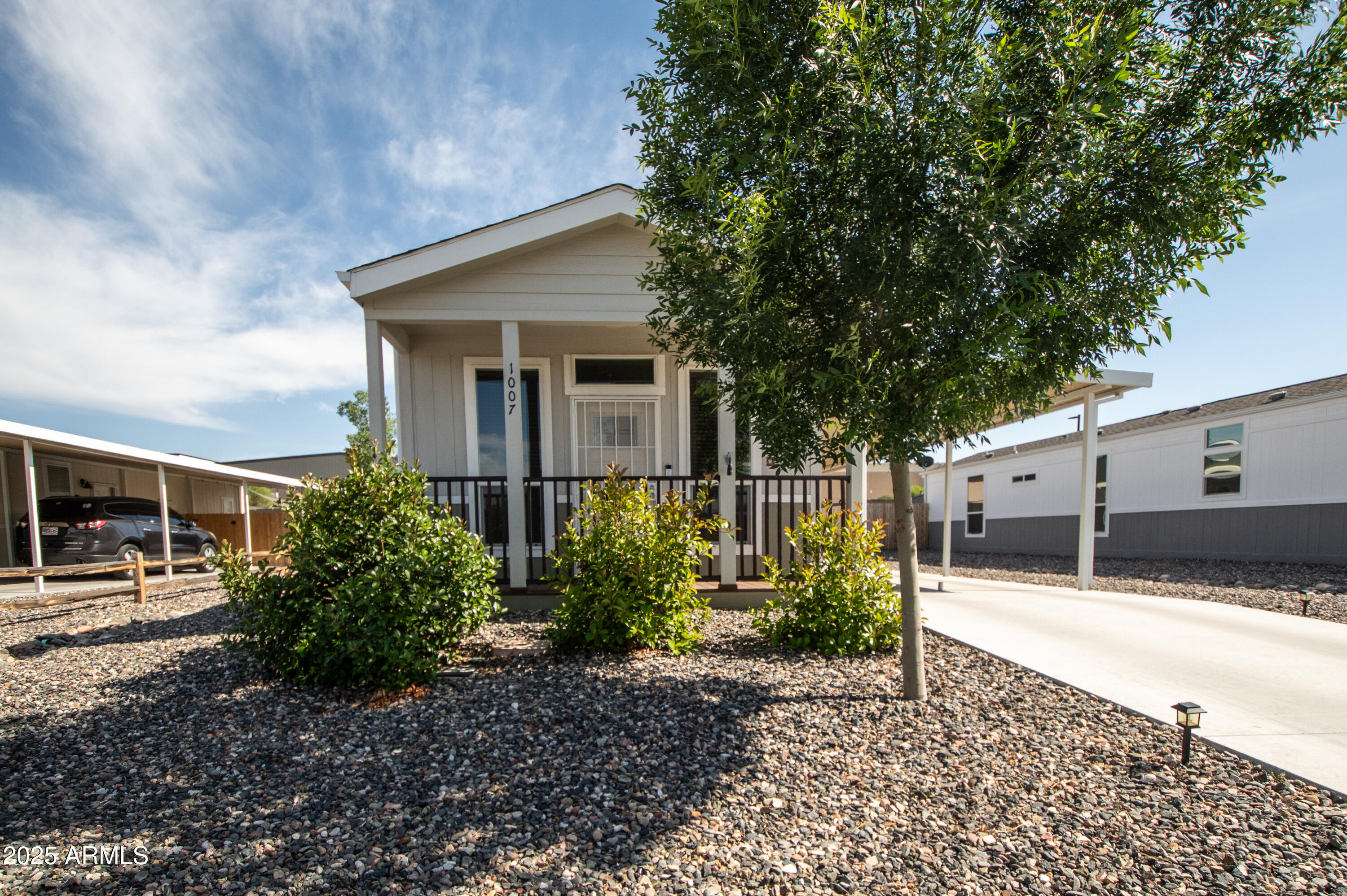 1007 W Thorton Road