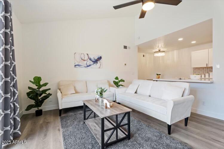 623 W GUADALUPE Road, 288