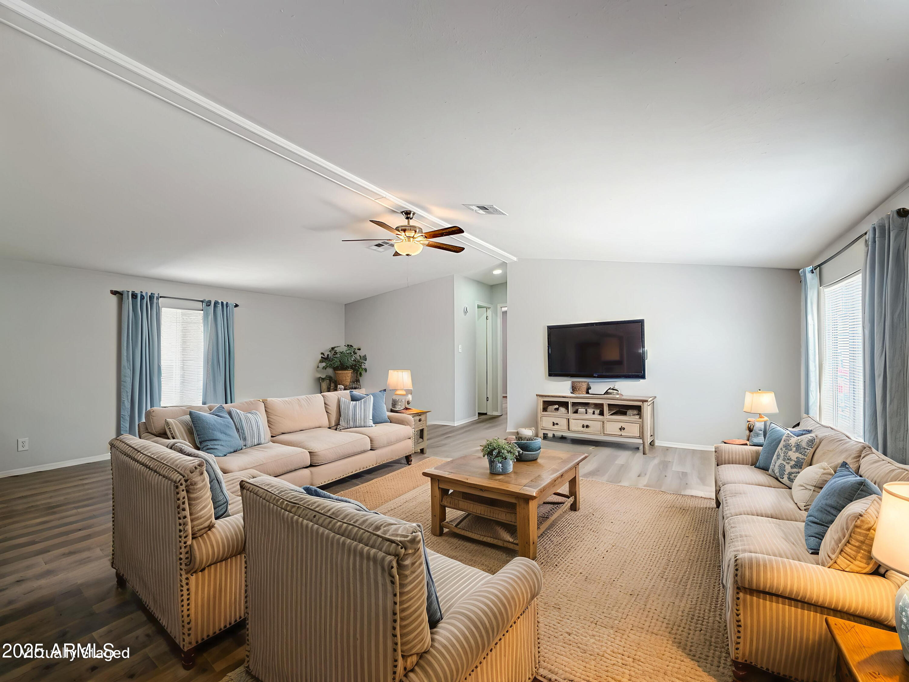 12721 W Greenway Road, 39