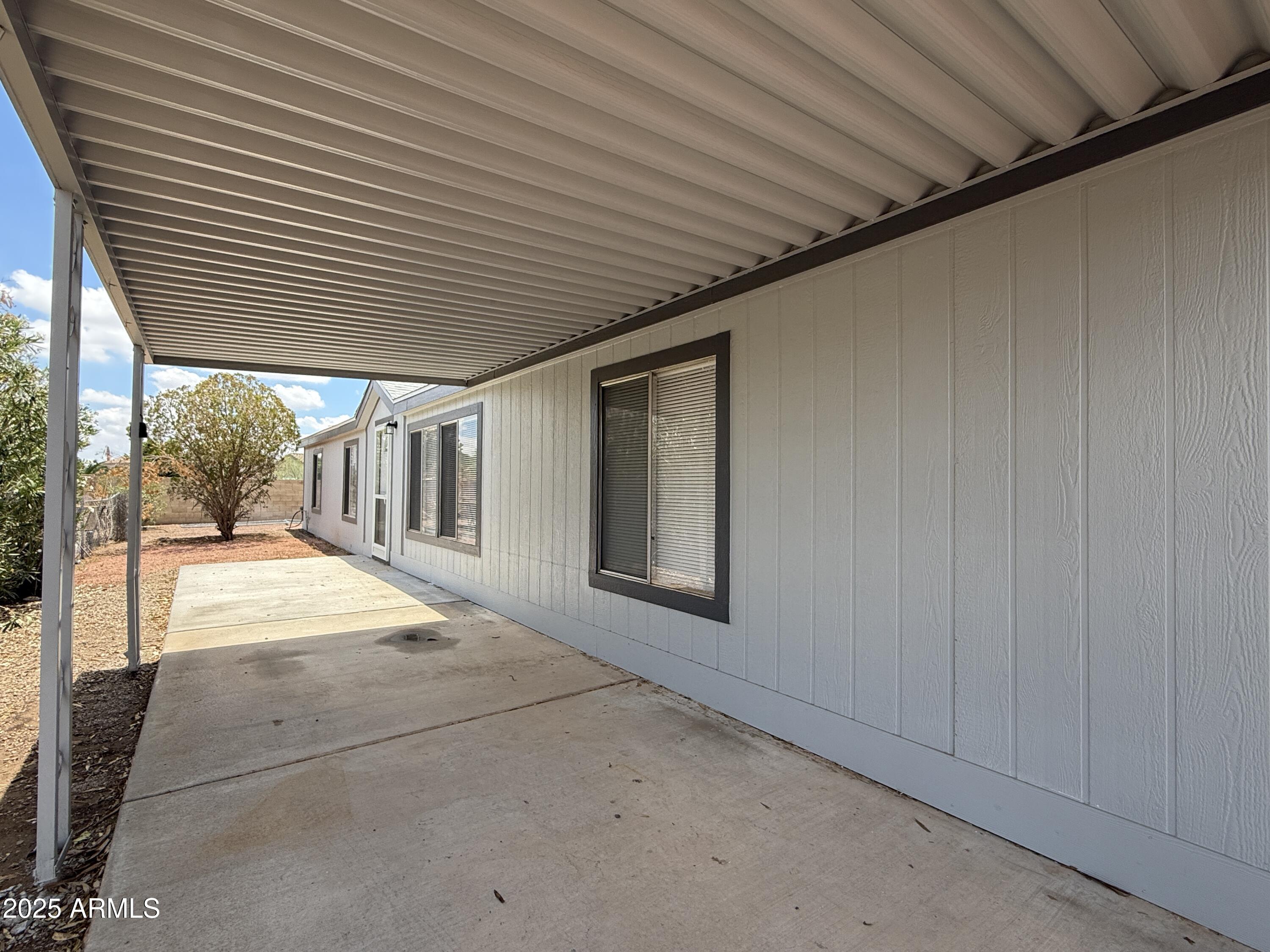 12721 W Greenway Road, 39