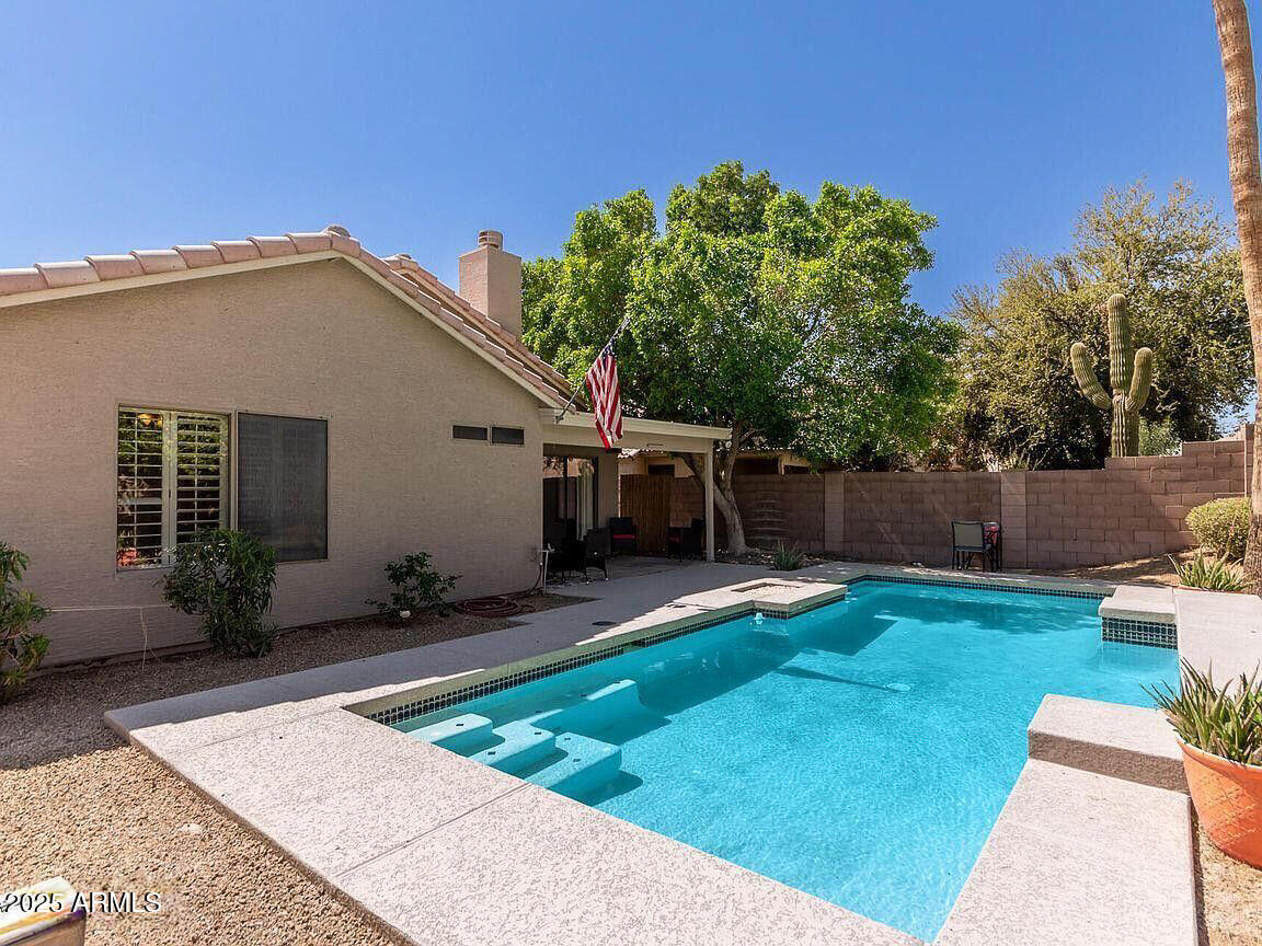 3408 W VIA DEL SOL Drive